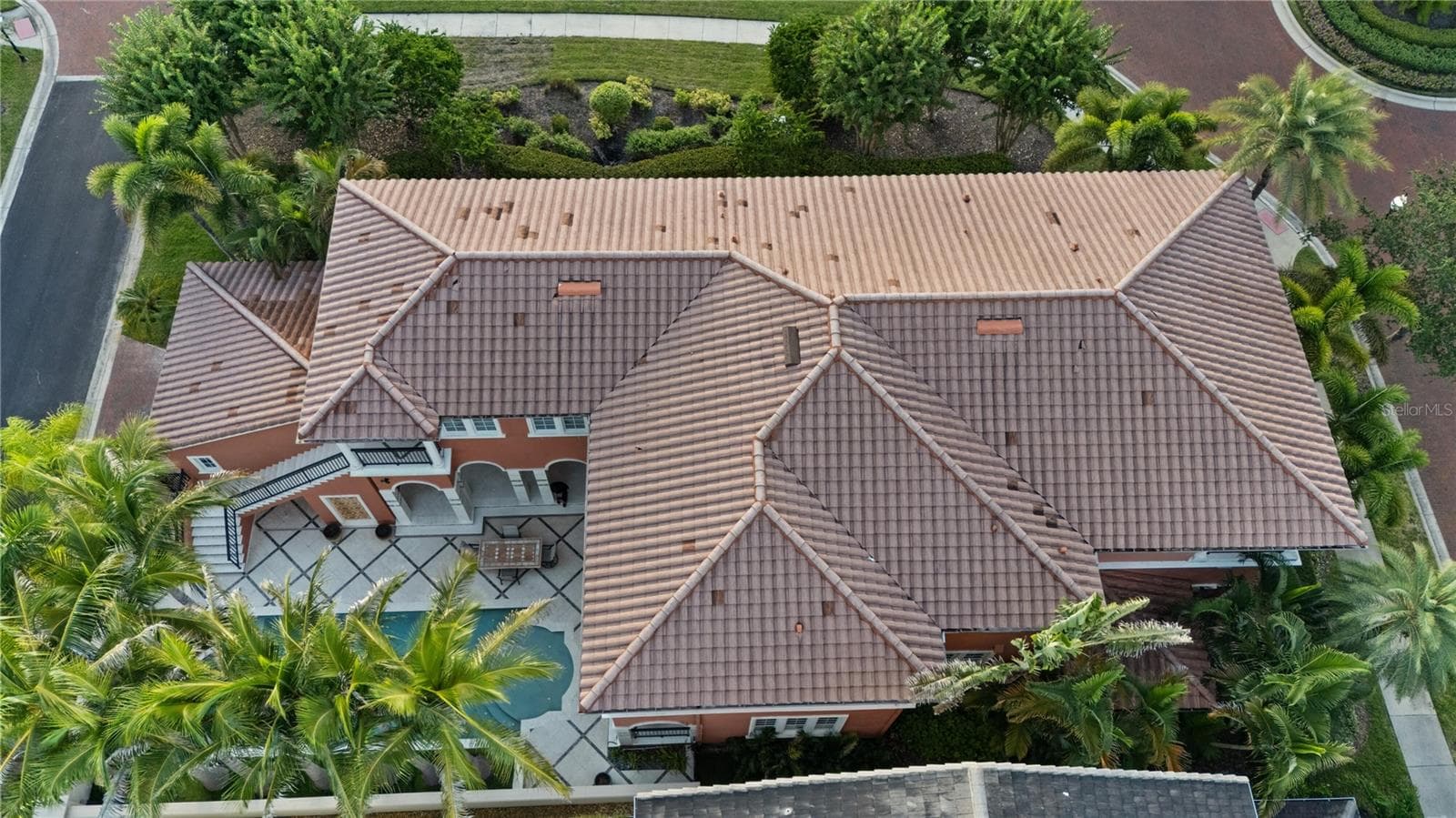 Single Family Residence at 4912 YACHT CLUB, TAMPA, photo 36 of 291