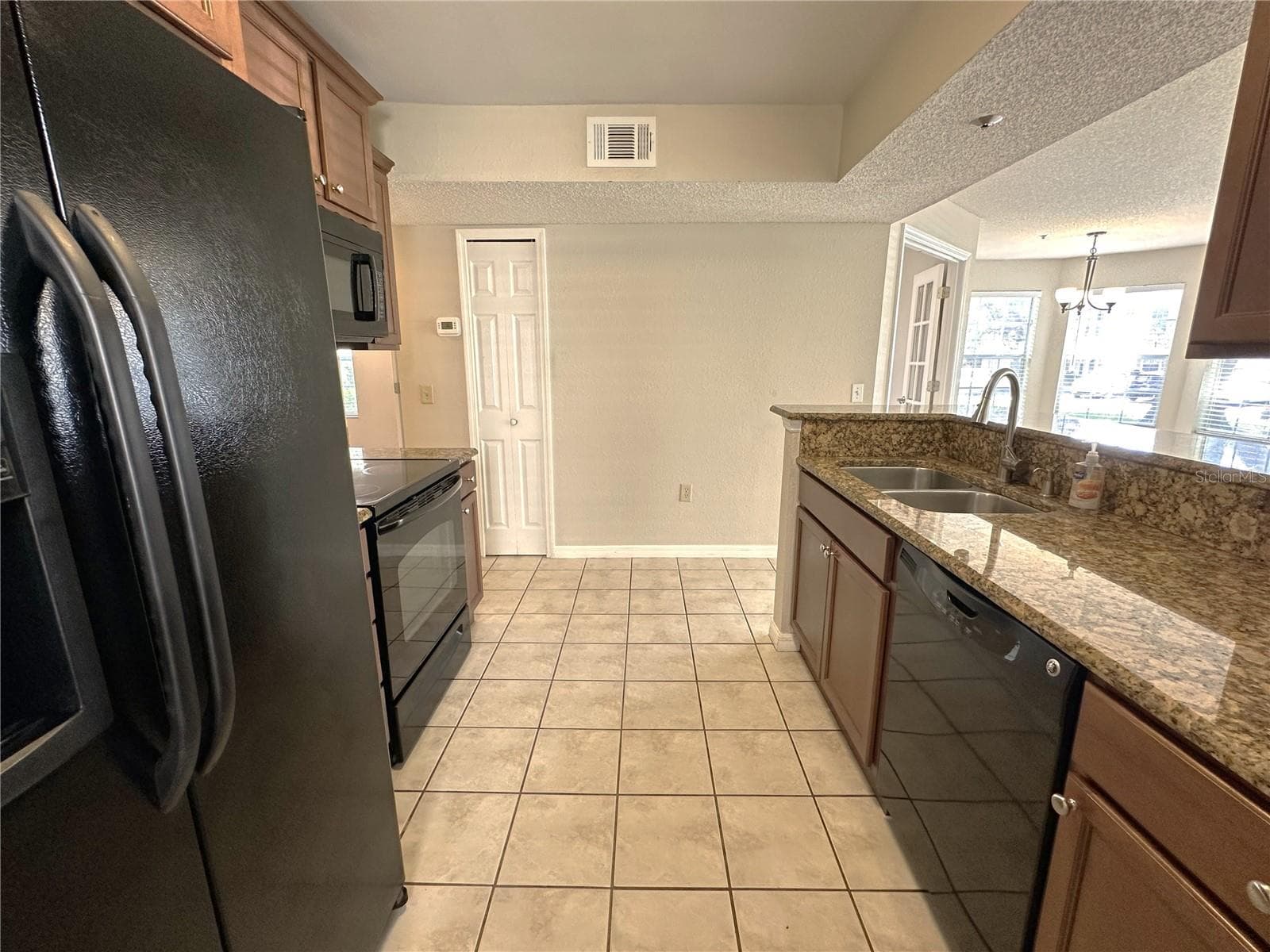 Condominium at 670 YOUNGSTOWN PKWY #269, ALTAMONTE SPRINGS, photo 9 of 23