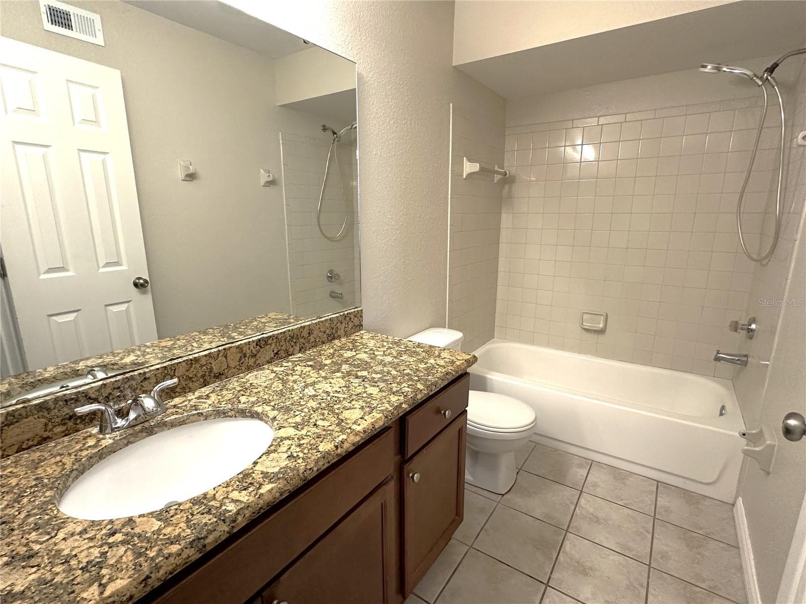 Condominium at 670 YOUNGSTOWN PKWY #269, ALTAMONTE SPRINGS, photo 15 of 23