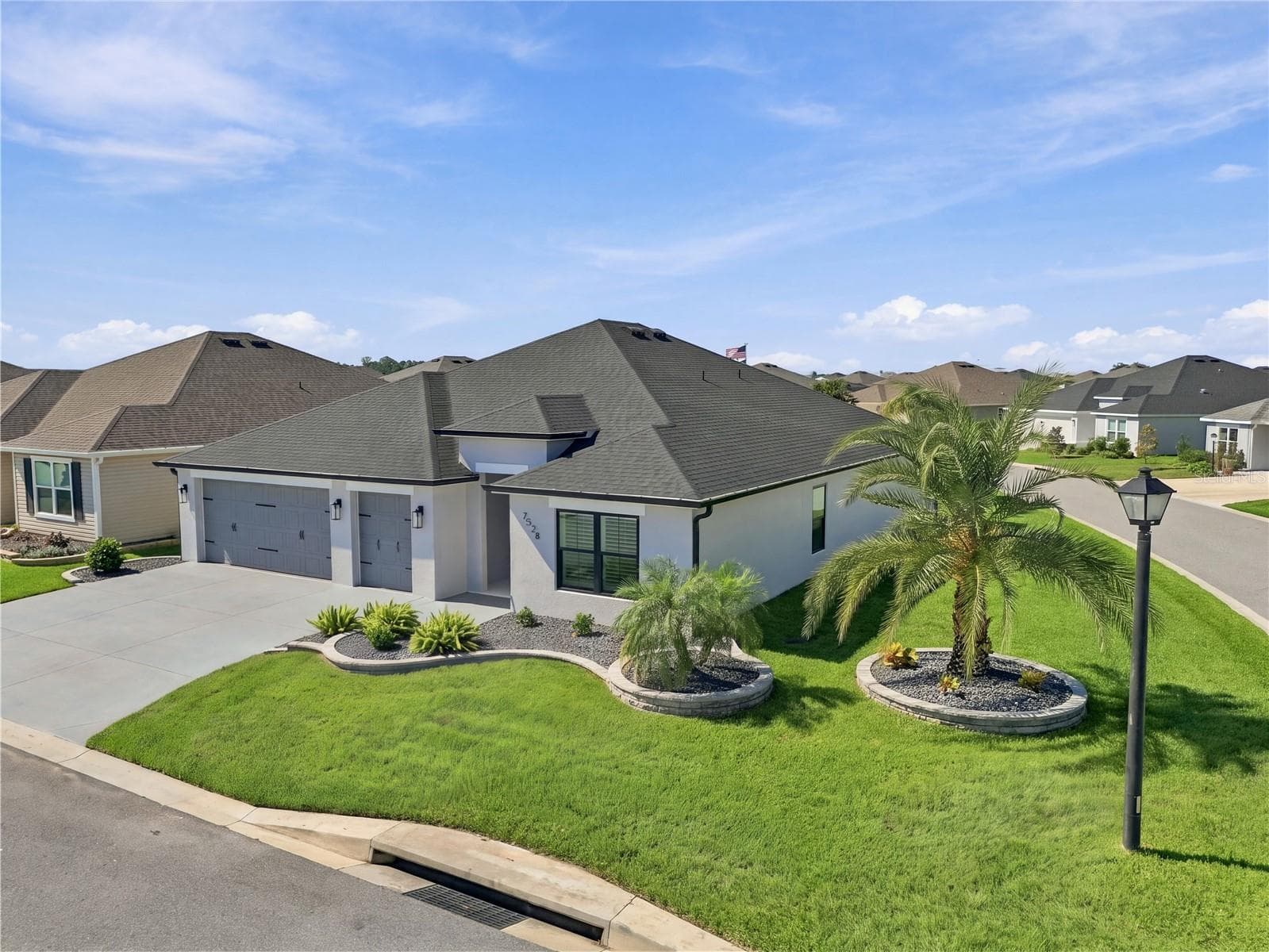 7528 DANIEL COLLINS CT