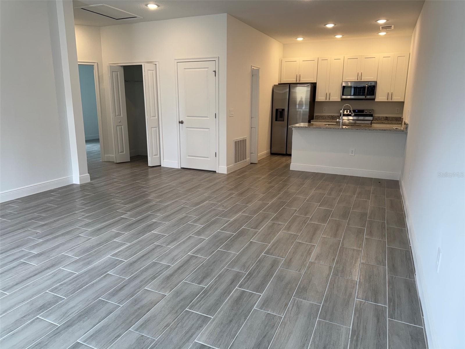 Villa at 1604 CUMIN DR, POINCIANA, photo 3 of 15