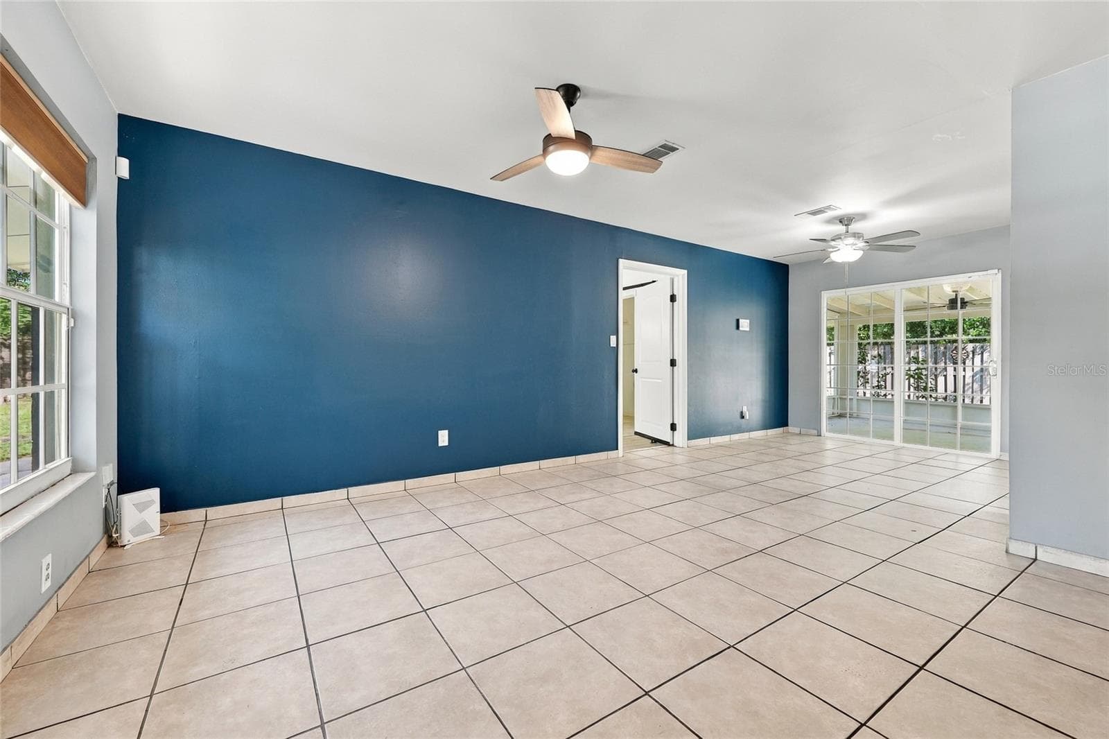 Single Family Residence at 5931 NW 26TH ST, GAINESVILLE, photo 6 of 27
