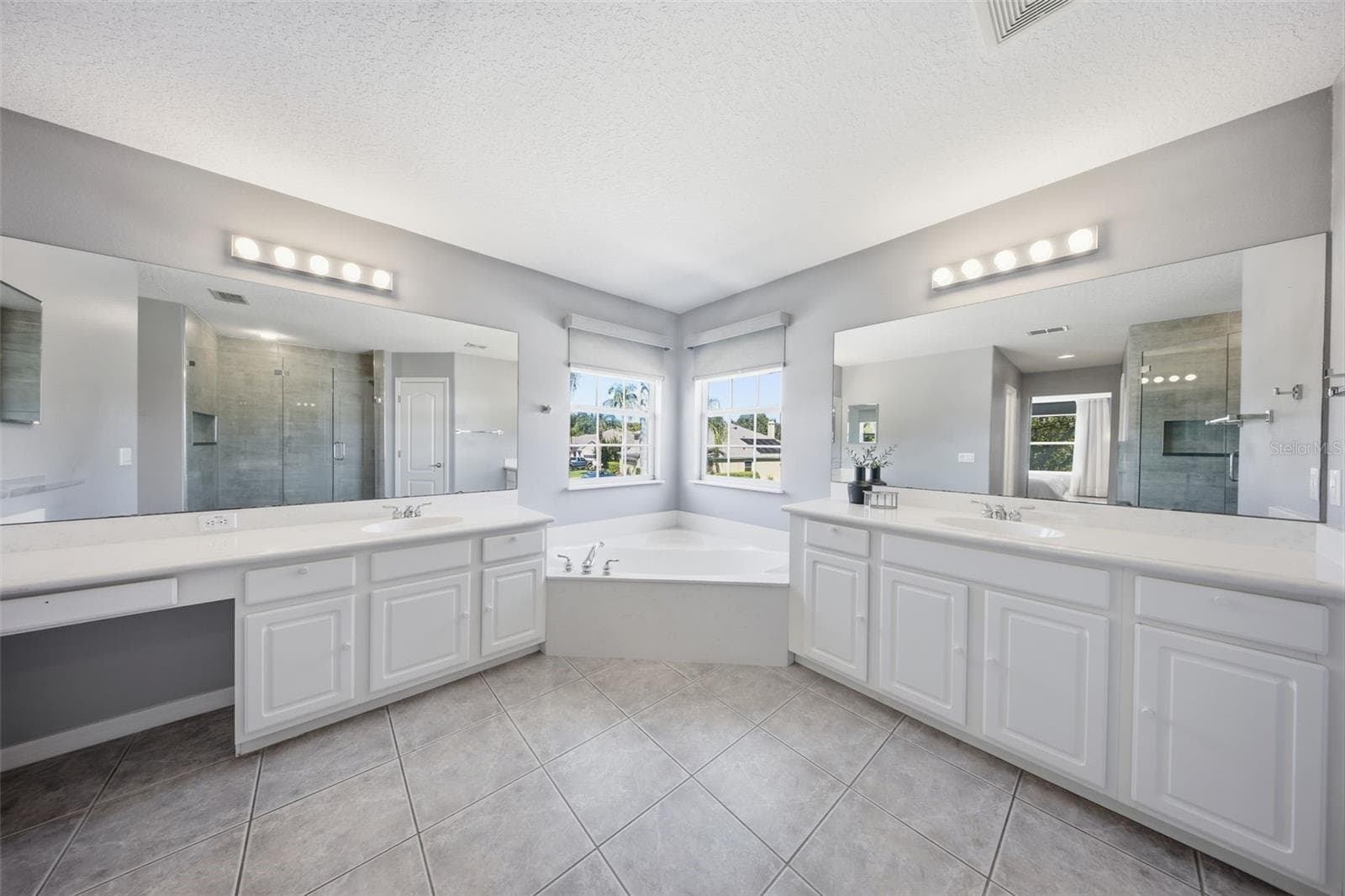 Single Family Residence at 10366 LAKE SHEEN RESERVE BLVD, ORLANDO, photo 30 of 45