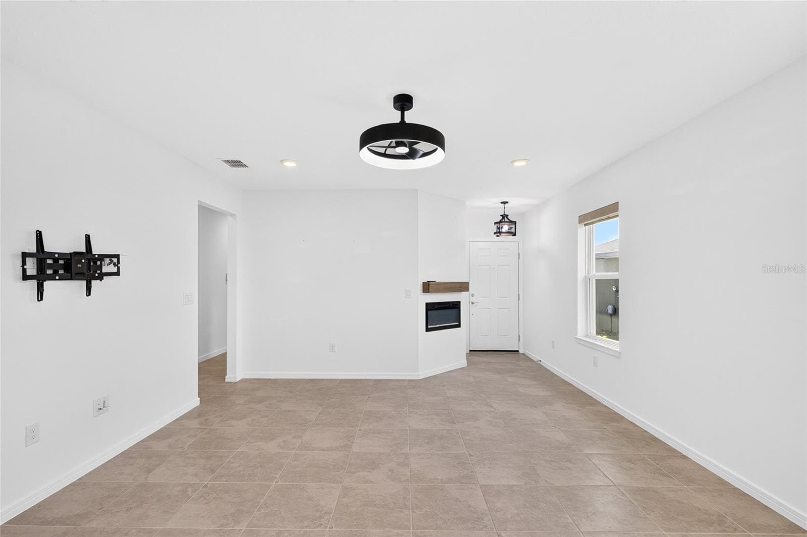 Single Family Residence at 8359 SW 54TH LOOP, OCALA, photo 17 of 57