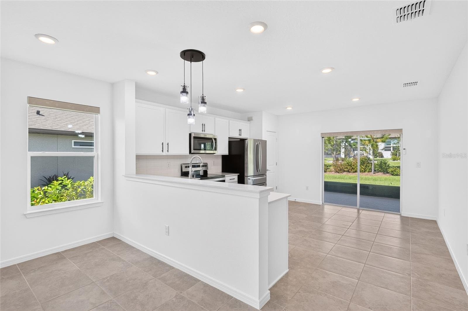 Single Family Residence at 8359 SW 54TH LOOP, OCALA, photo 18 of 57