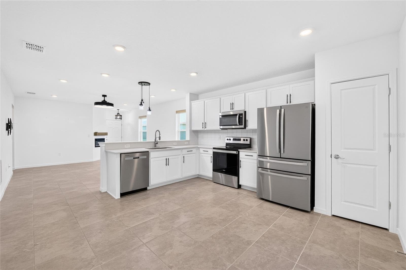 Single Family Residence at 8359 SW 54TH LOOP, OCALA, photo 23 of 57