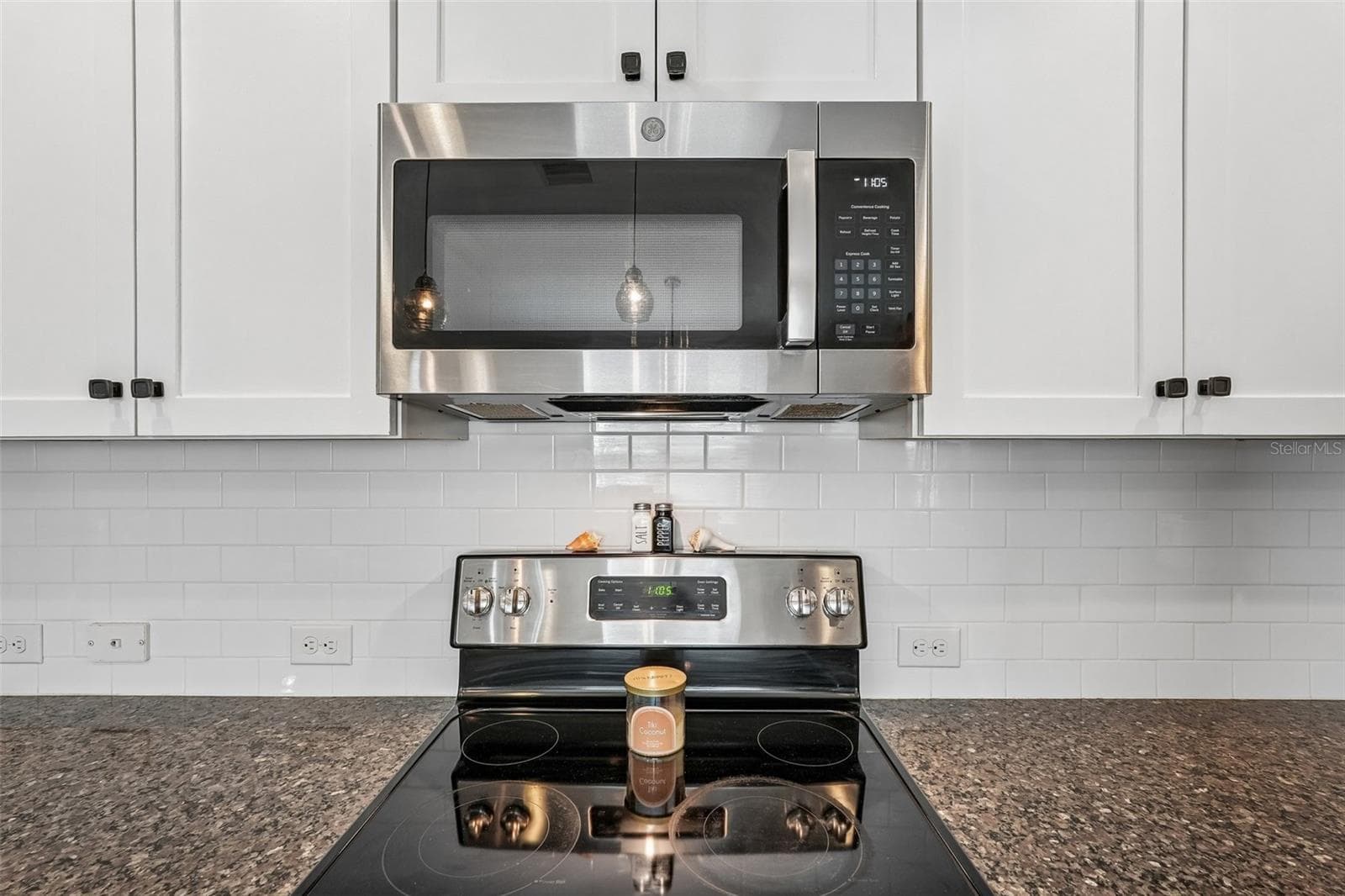 Single Family Residence at 12630 SHIMMERING OAK CIR, VENICE, photo 11 of 35