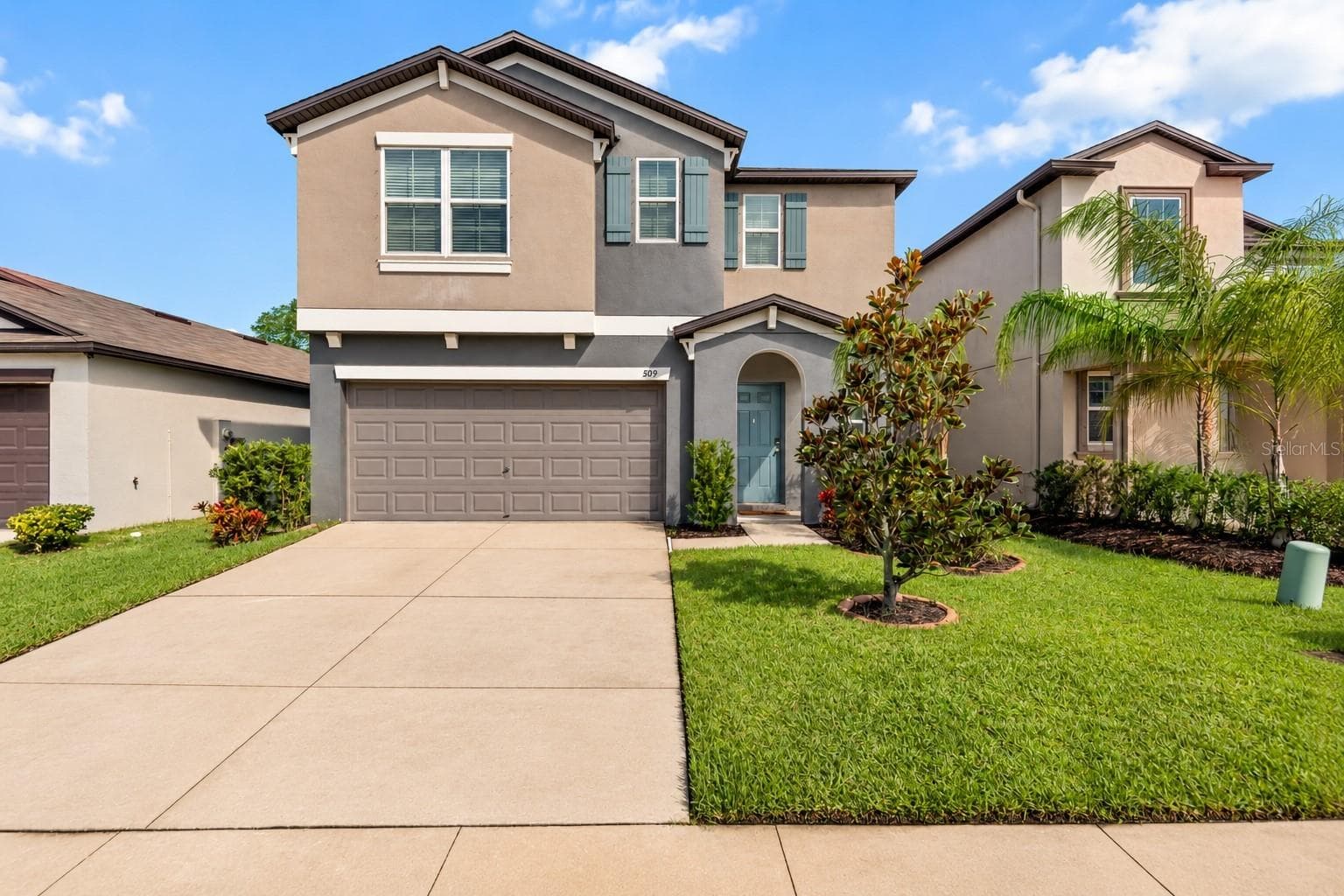509 ROYAL EMPRESS DR