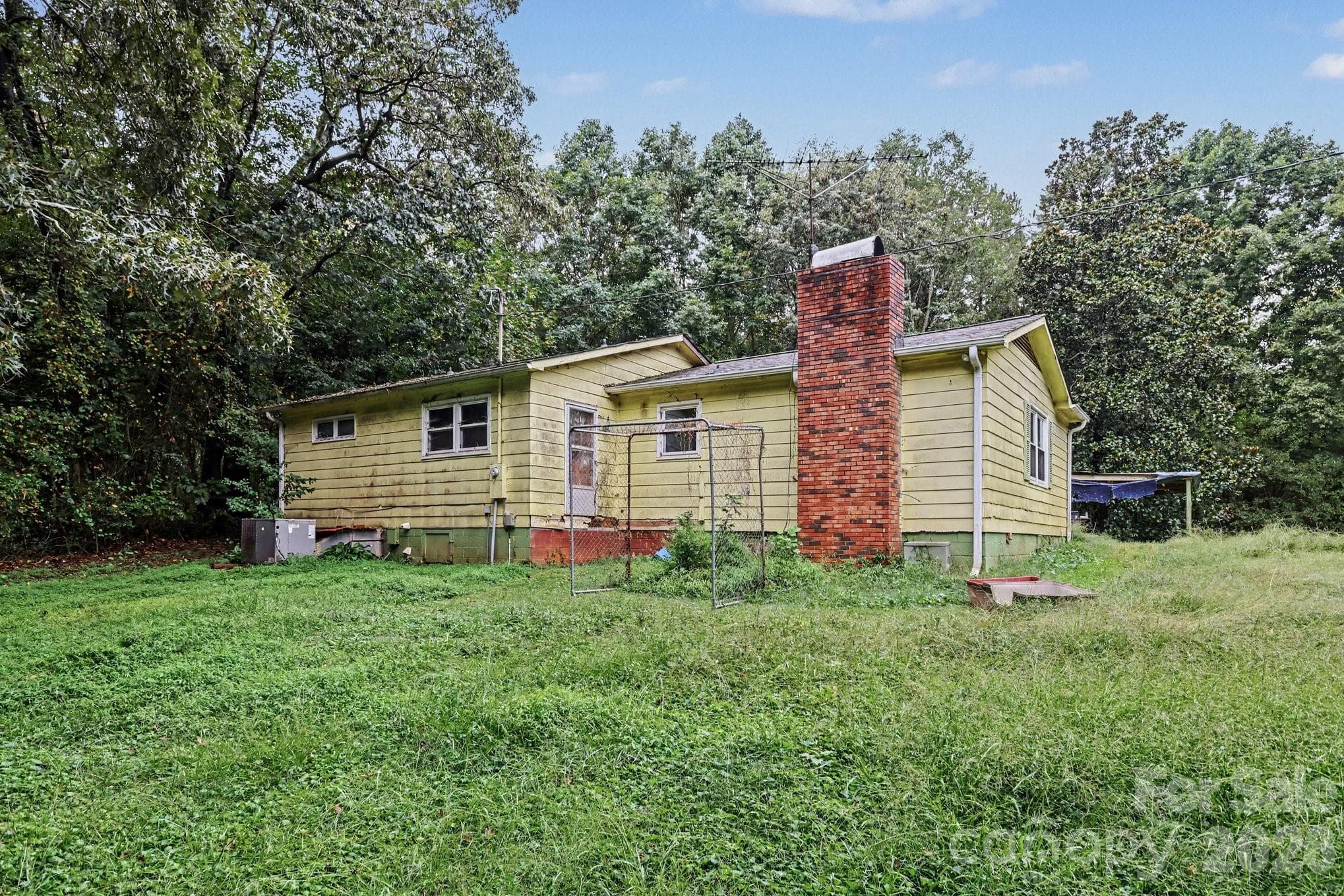 6872 Jake Seagle Road
