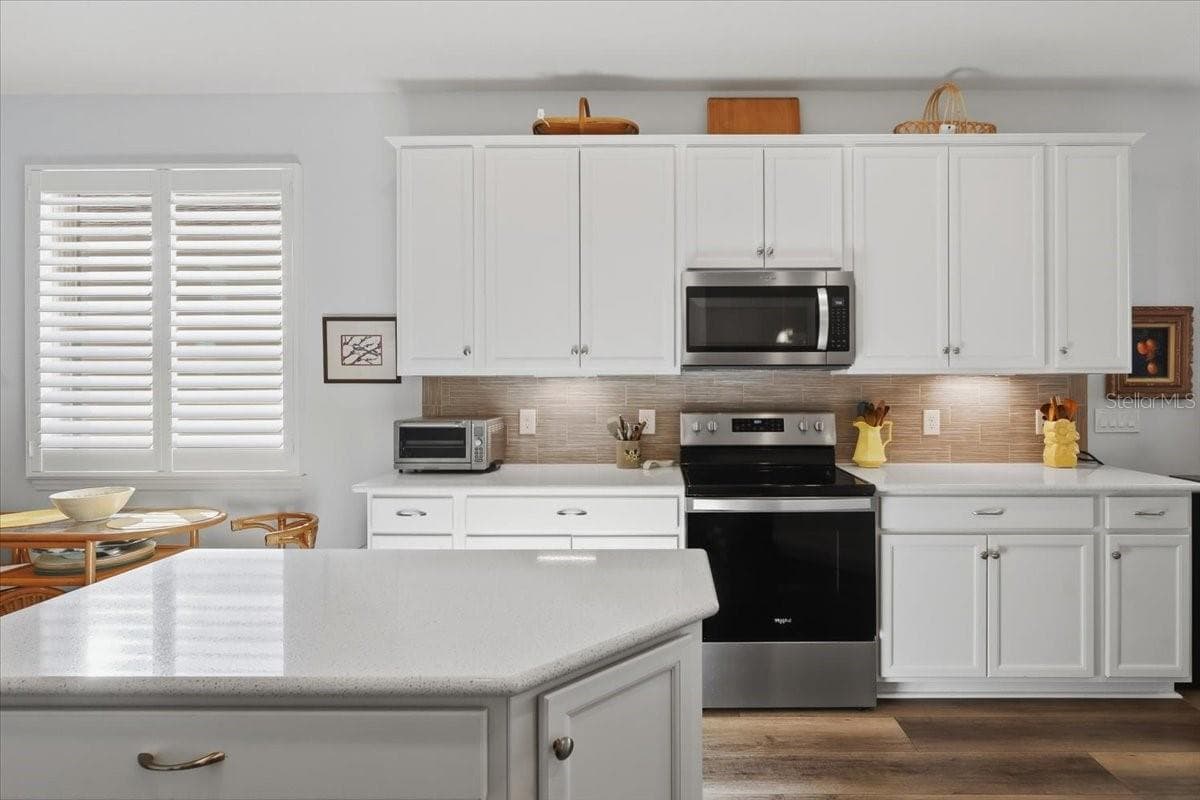 Single Family Residence at 133 OAKLEAF WAY, PALM COAST, photo 6 of 42