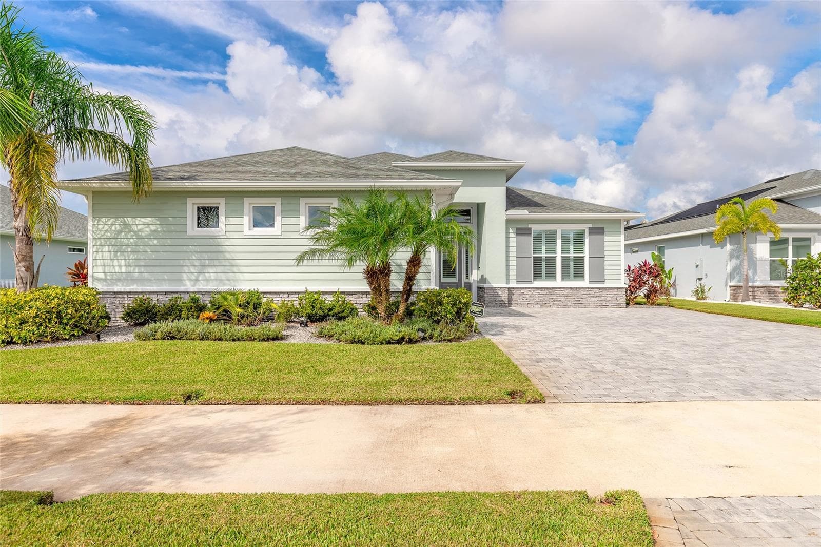 Single Family Residence at 352 VENETIAN PALMS BLVD, NEW SMYRNA BEACH, photo 16 of 25