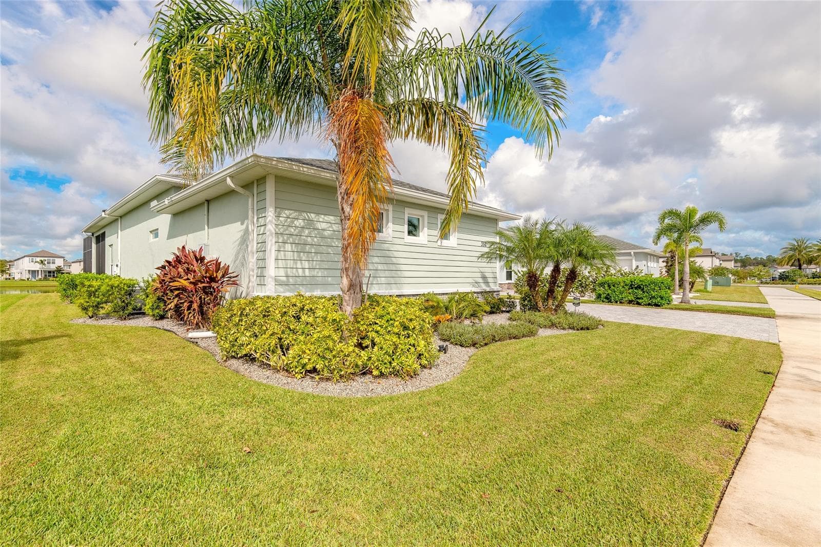 Single Family Residence at 352 VENETIAN PALMS BLVD, NEW SMYRNA BEACH, photo 17 of 25