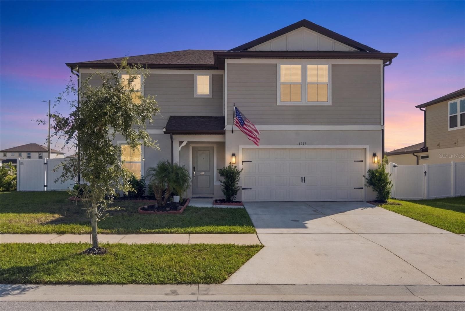 Single Family Residence at 1217 MICHELANGELO LN, WINTER HAVEN, photo 3 of 72