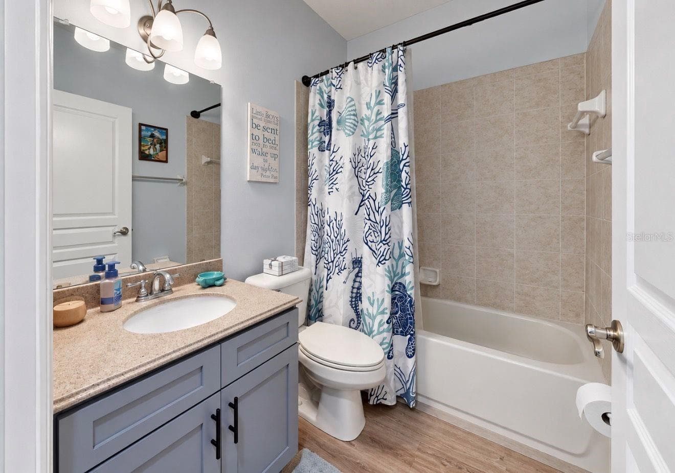 Bathroom #3 - 542 ISLEBAY DR, APOLLO BEACH