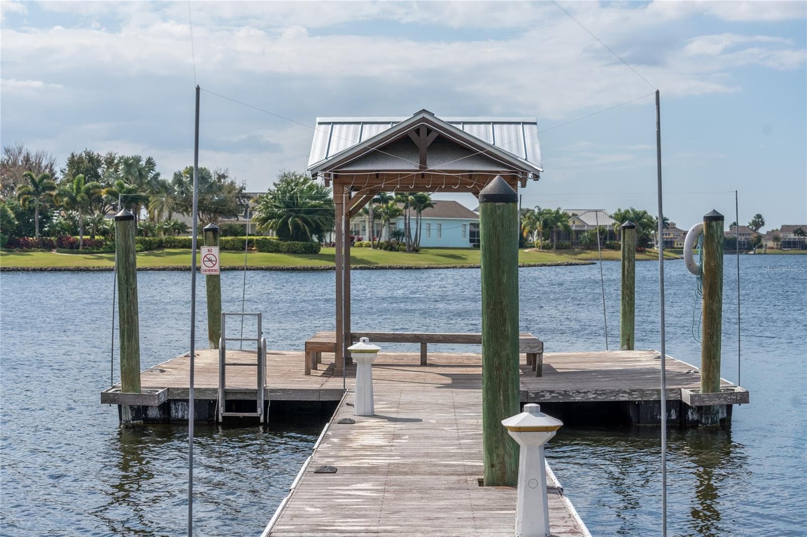 Single Family Residence at 542 ISLEBAY DR, APOLLO BEACH, photo 68 of 76