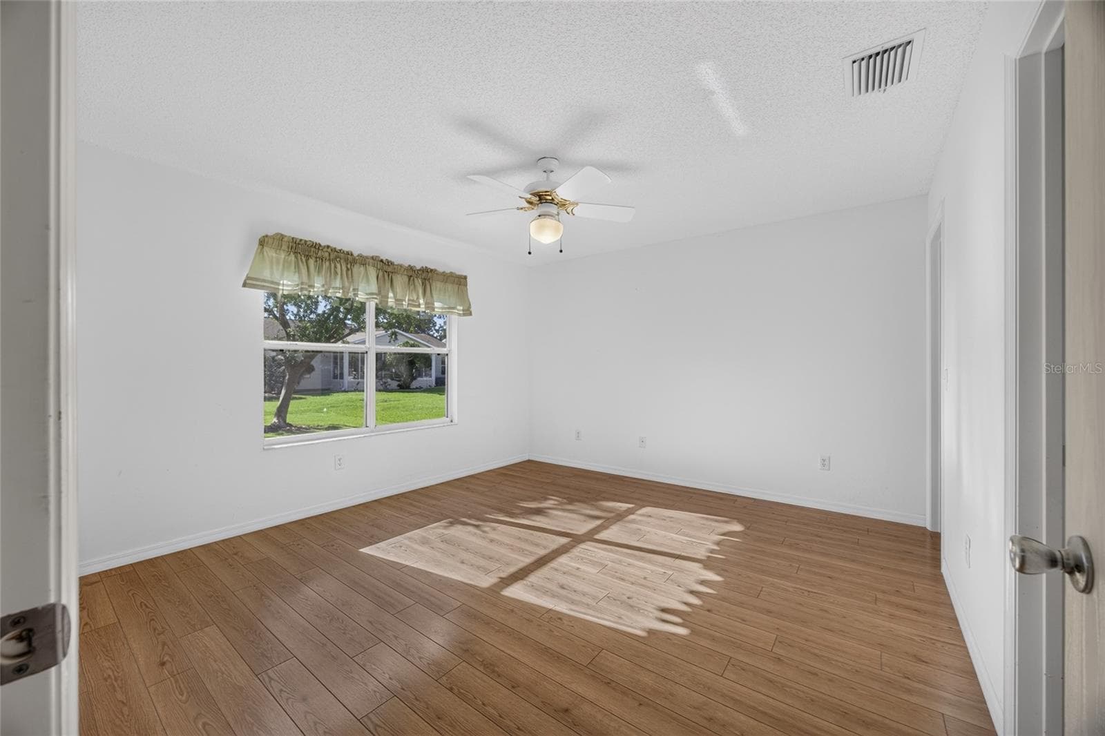 Primary Bedroom - 17900 SE 92ND AMORY AVE, THE VILLAGES