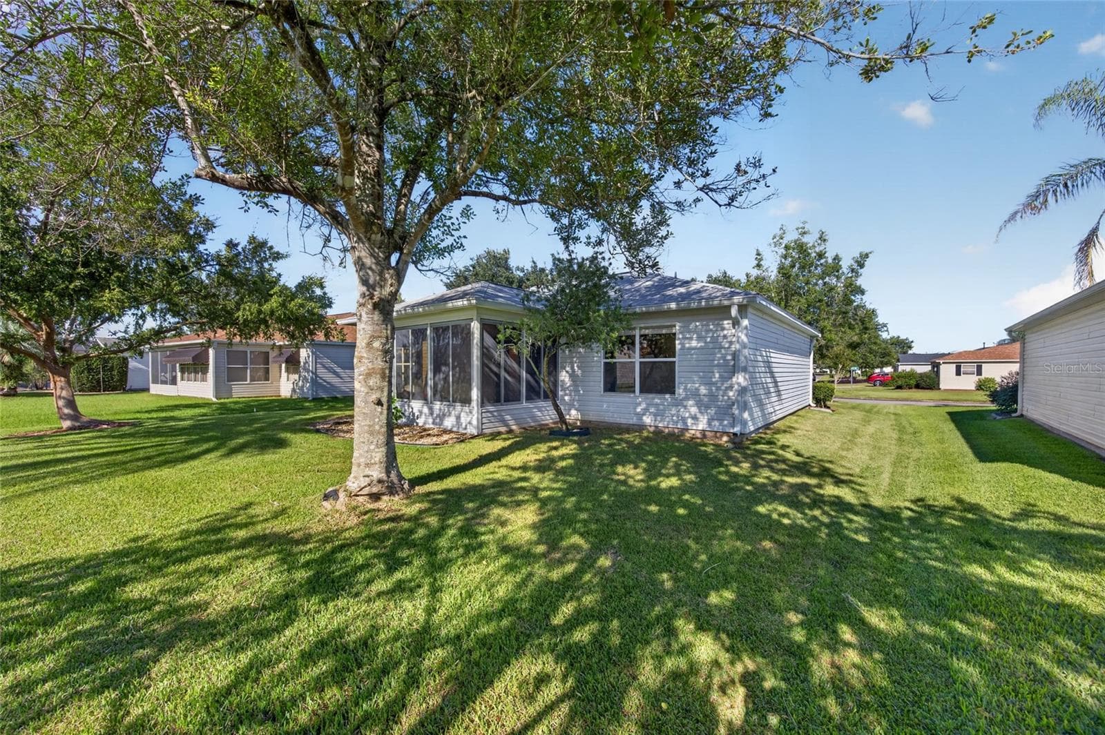 Back & Side Yards - 17900 SE 92ND AMORY AVE, THE VILLAGES