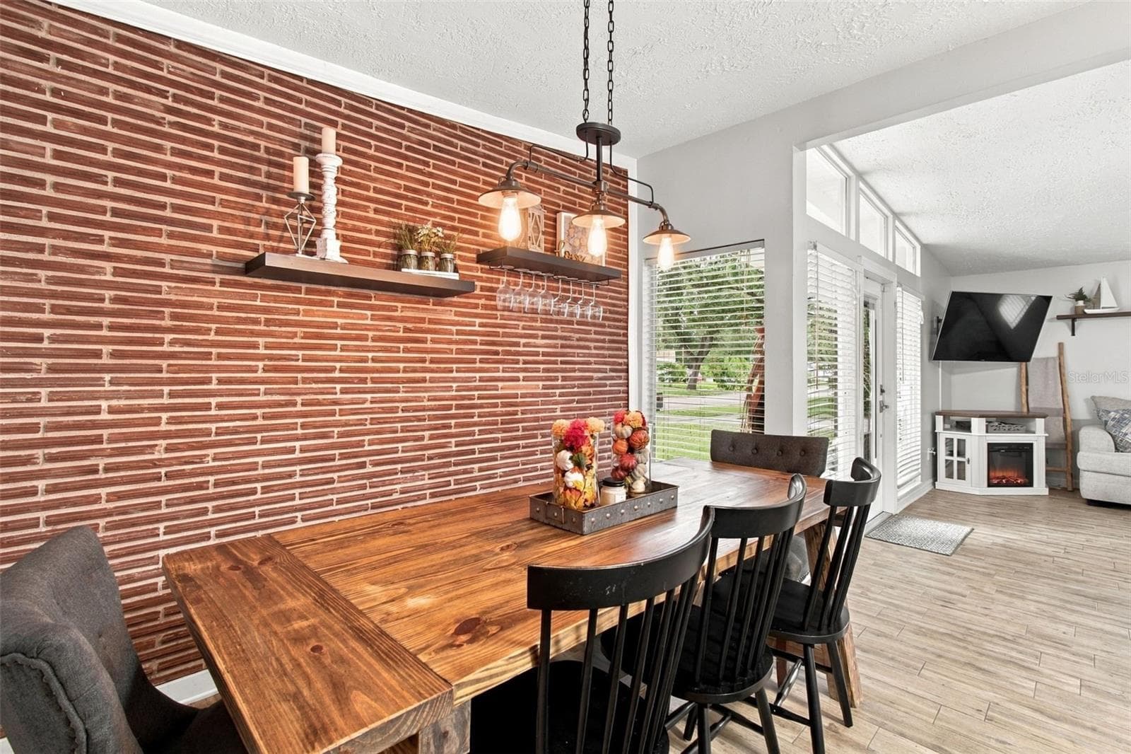 Dining Area - 3306 NAKORA DR, TAMPA