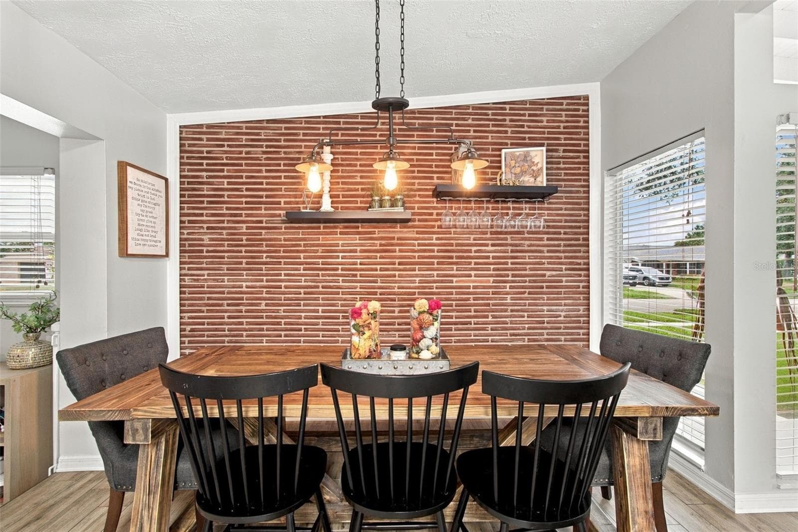 Dining Area - 3306 NAKORA DR, TAMPA