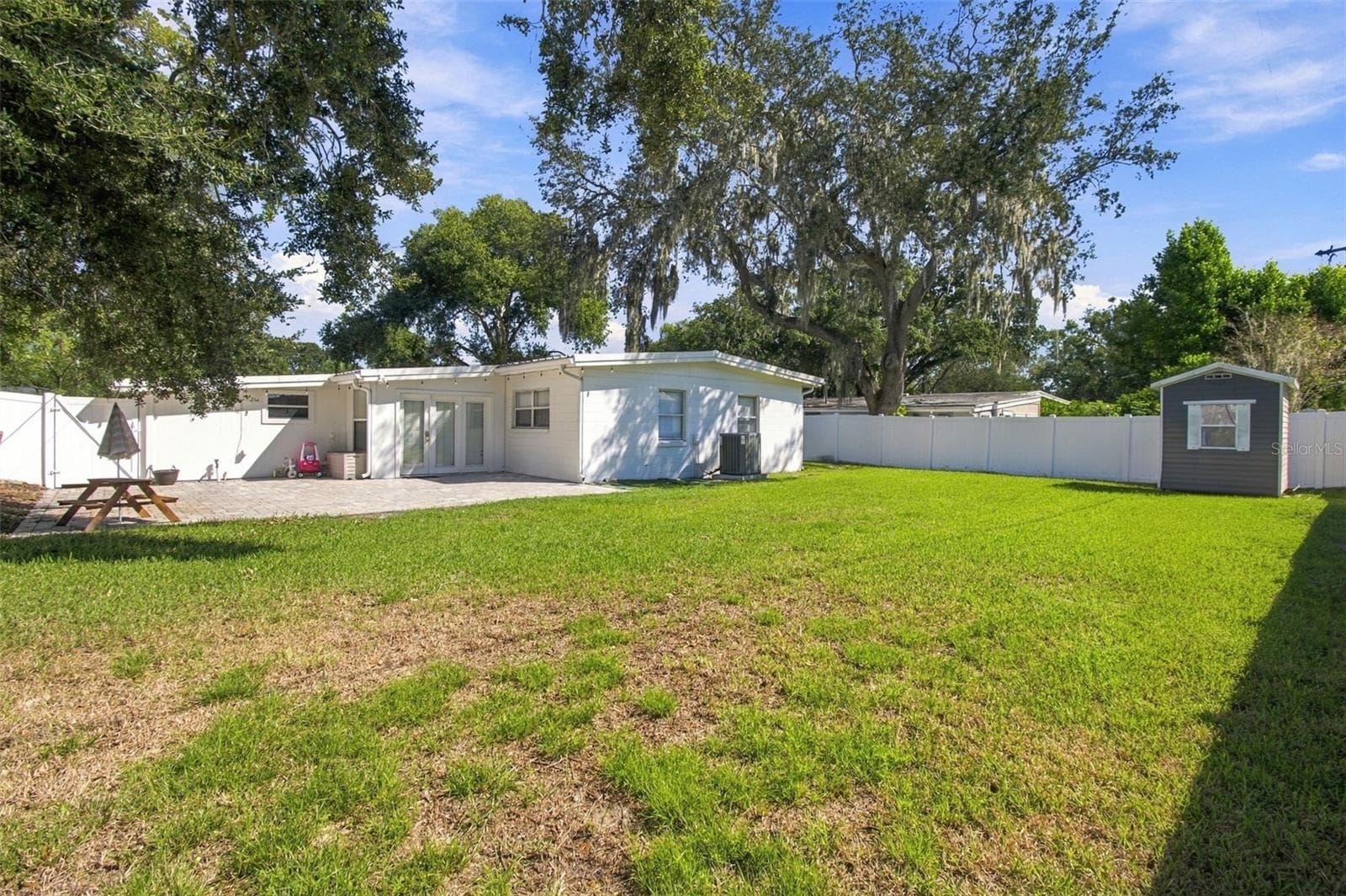 Single Family Residence at 3306 NAKORA DR, TAMPA, photo 40 of 57