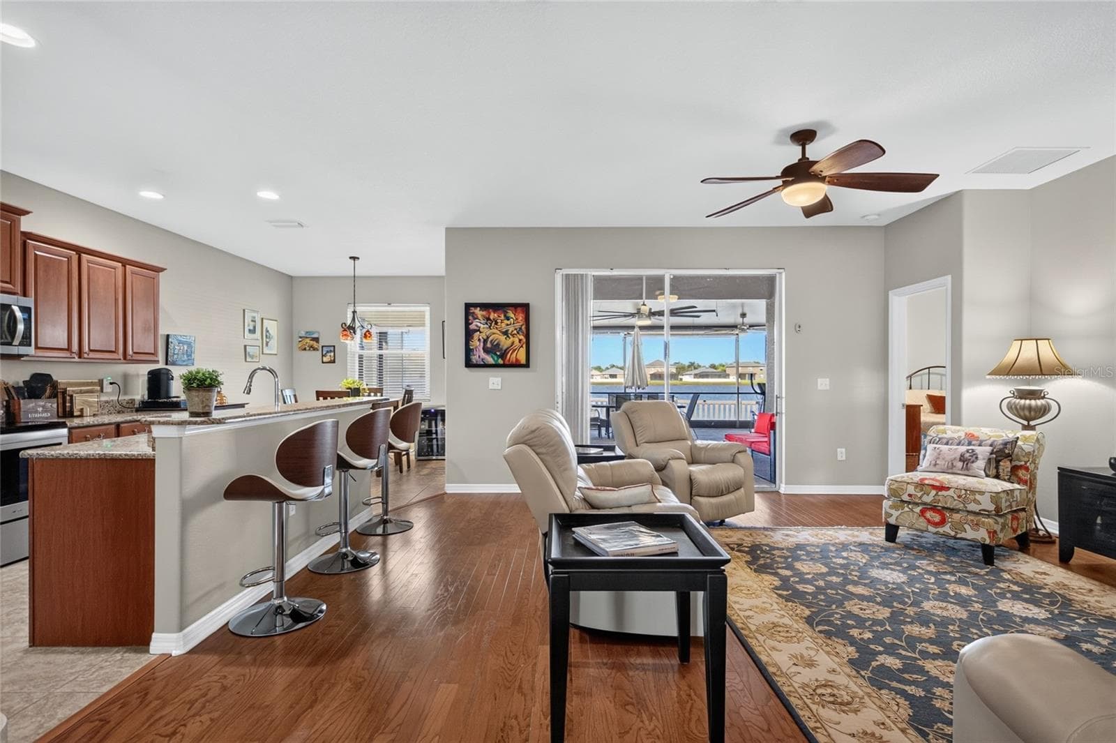 Kitchen and Family Room - 13113 GRAHAM YARDEN DR, RIVERVIEW