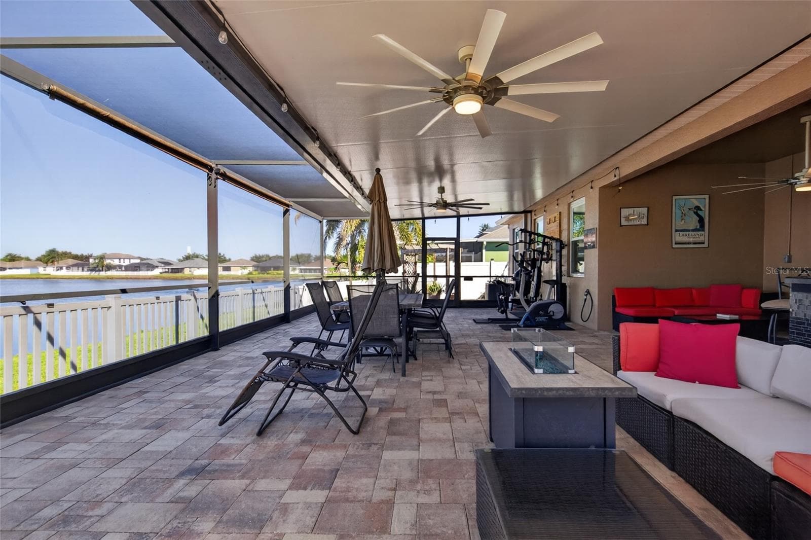 Lanai - 13113 GRAHAM YARDEN DR, RIVERVIEW