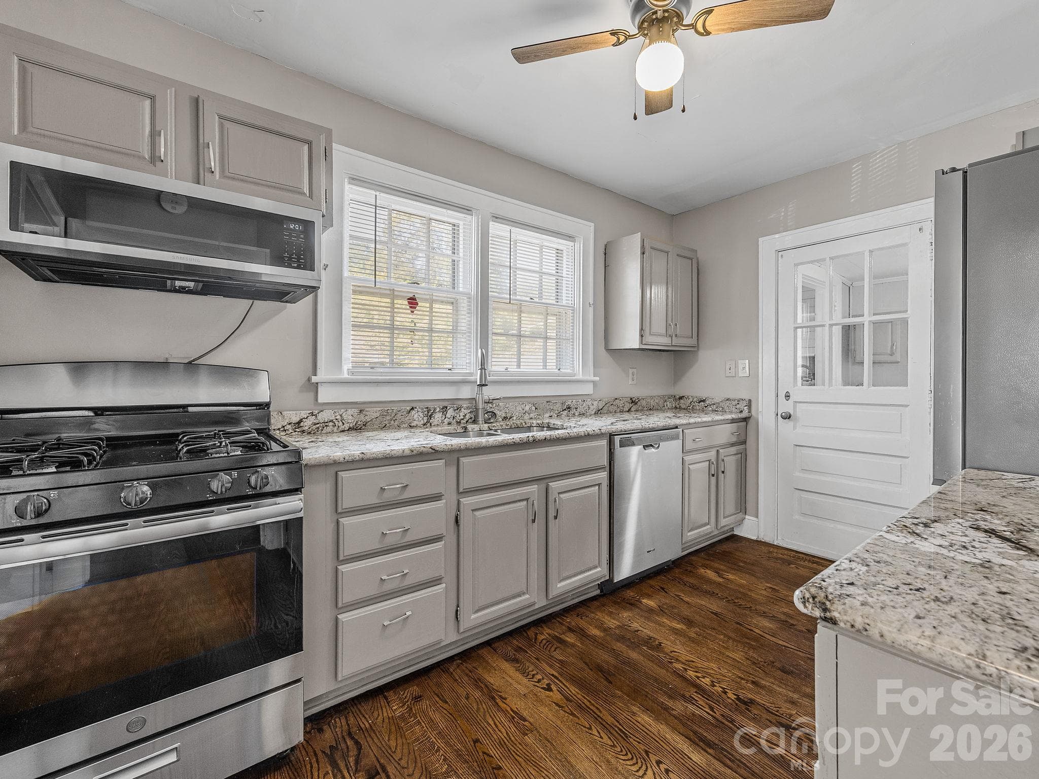 Single Family Residence at 130 School Drive, Clifton, photo 3 of 48