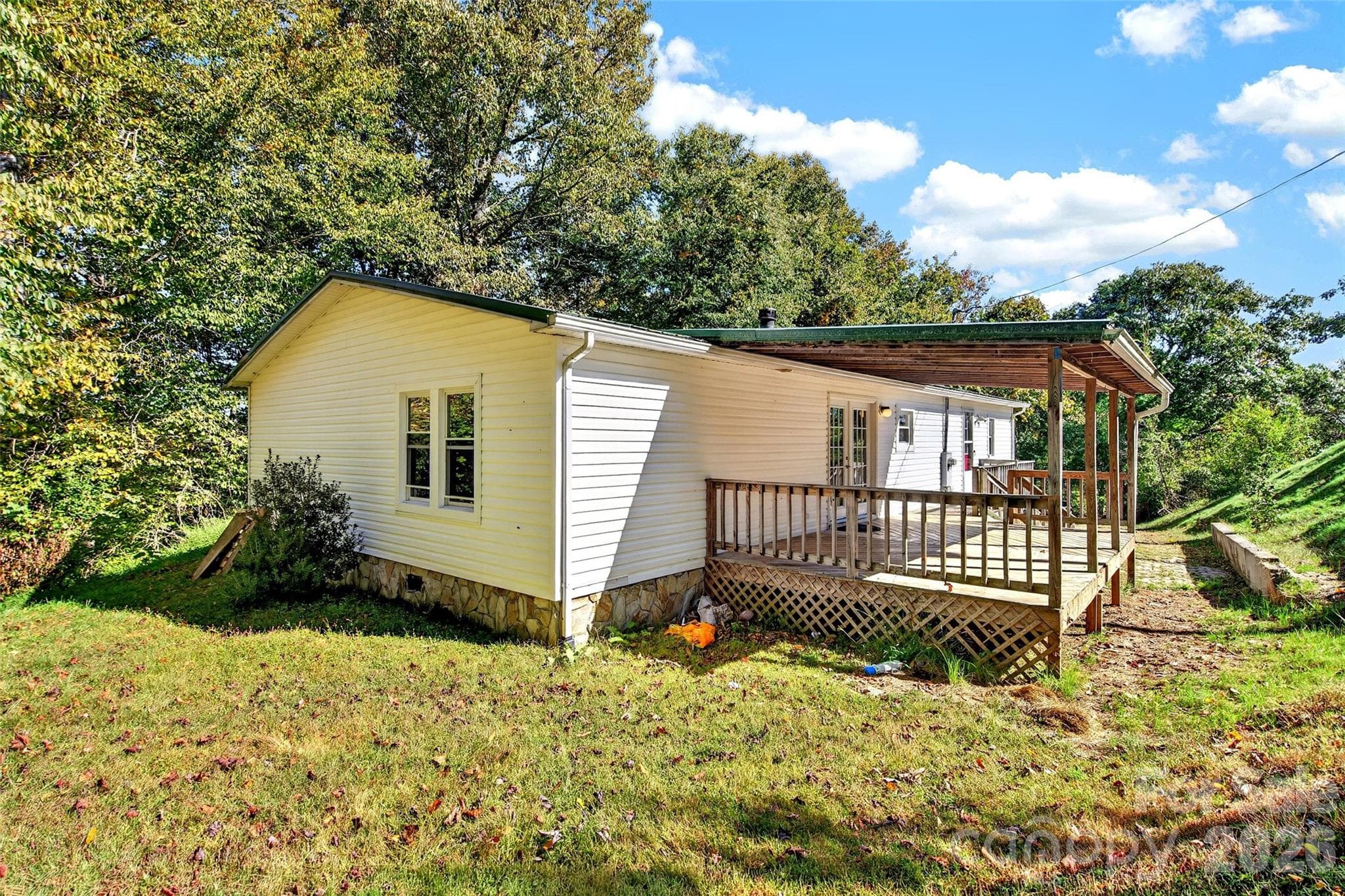 1685 Arbuckle Road