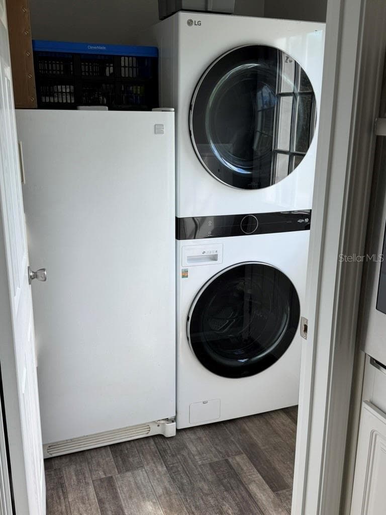 Laundry room - 19930 E FIFTH ST, UMATILLA