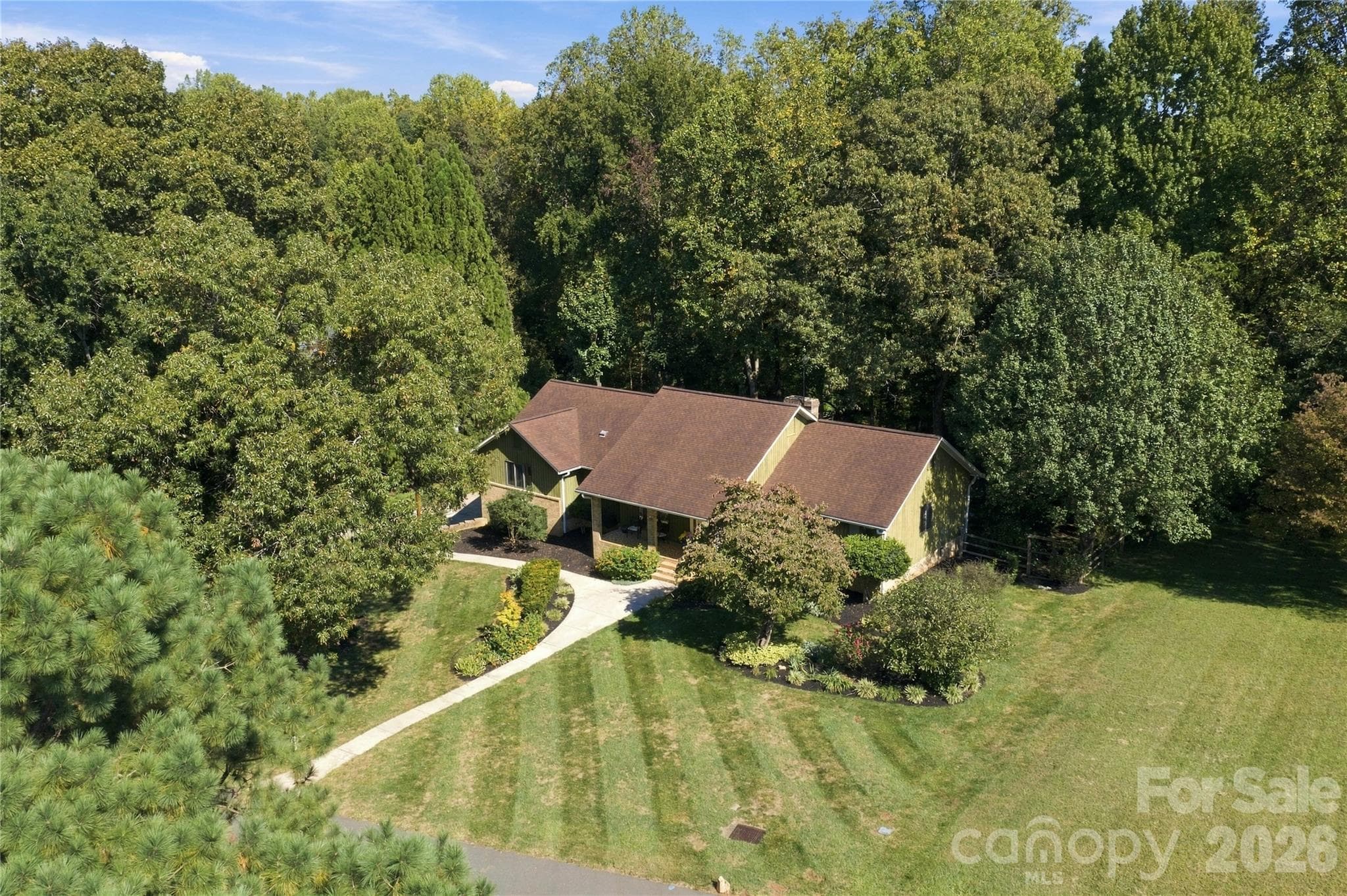 Single Family Residence at 146 Renaissance Place, Statesville, photo 42 of 48