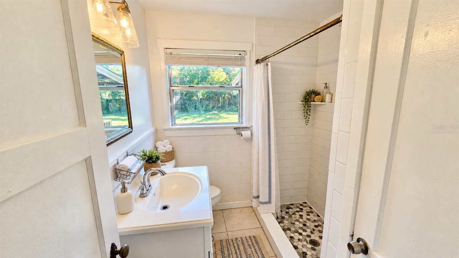 Virtually Staged - 2505 13TH AVE W, BRADENTON