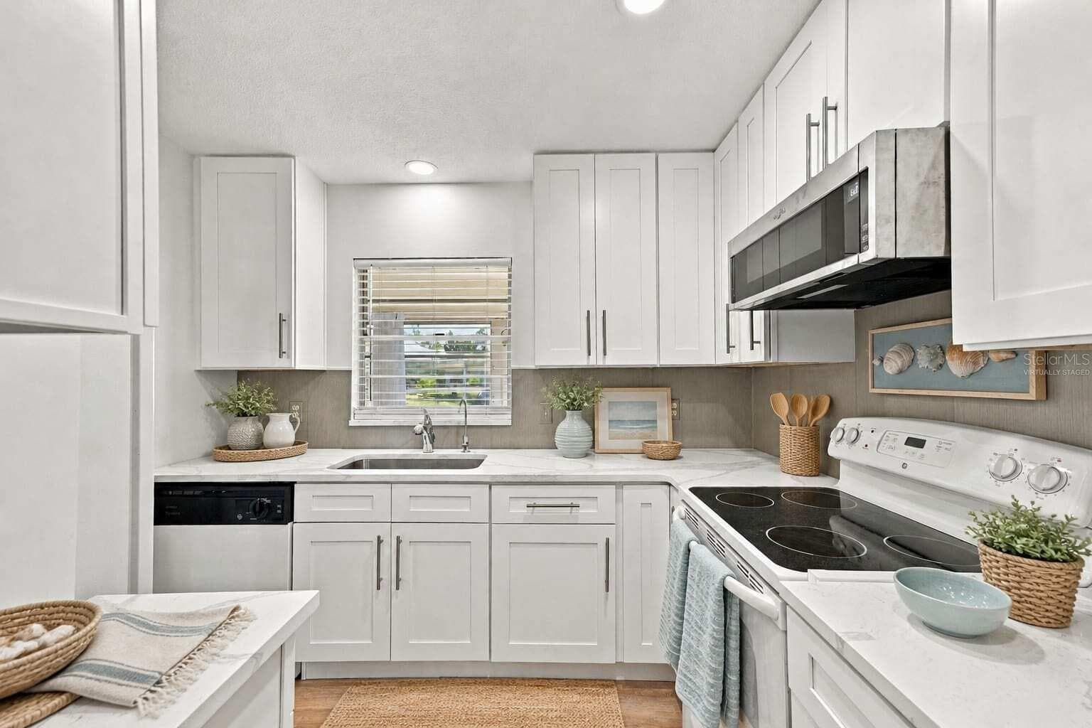 virtually staged - 404 FLANBOROUGH TRL #A, SUN CITY CENTER