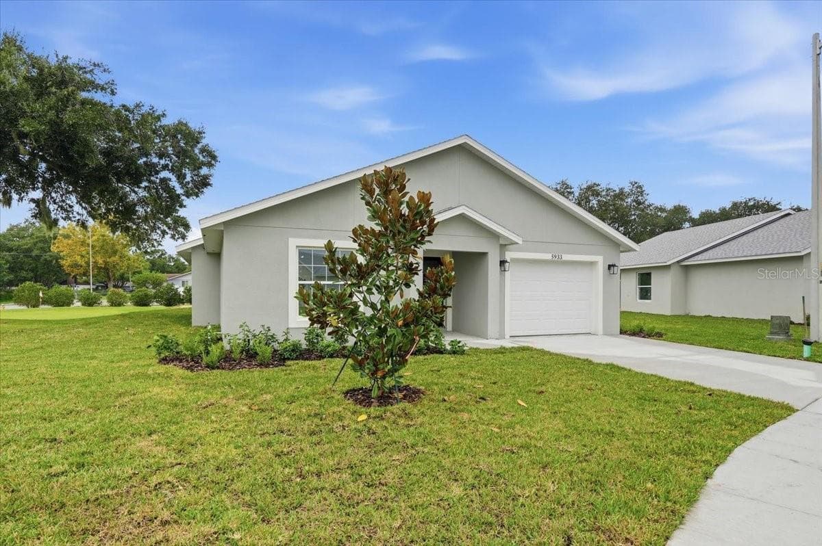 Single Family Residence at 5933 CORMORANT CT, LAKELAND, photo 3 of 16
