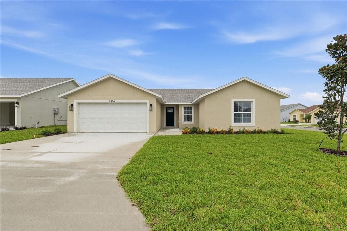Single Family Residence at 5926 CORMORANT CT, LAKELAND, photo 3 of 17