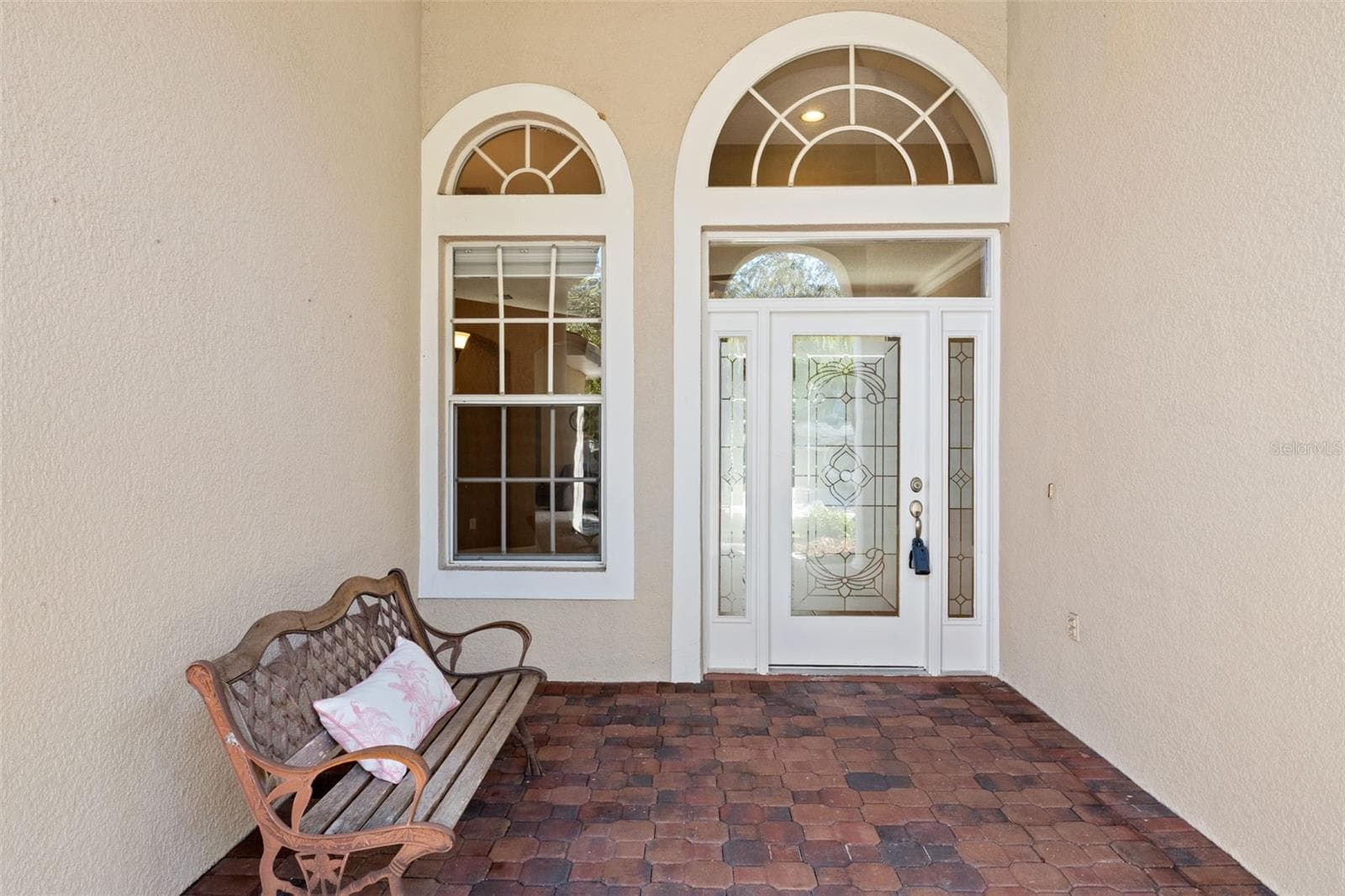 Single Family Residence at 17353 EMERALD CHASE DR, TAMPA, photo 9 of 64