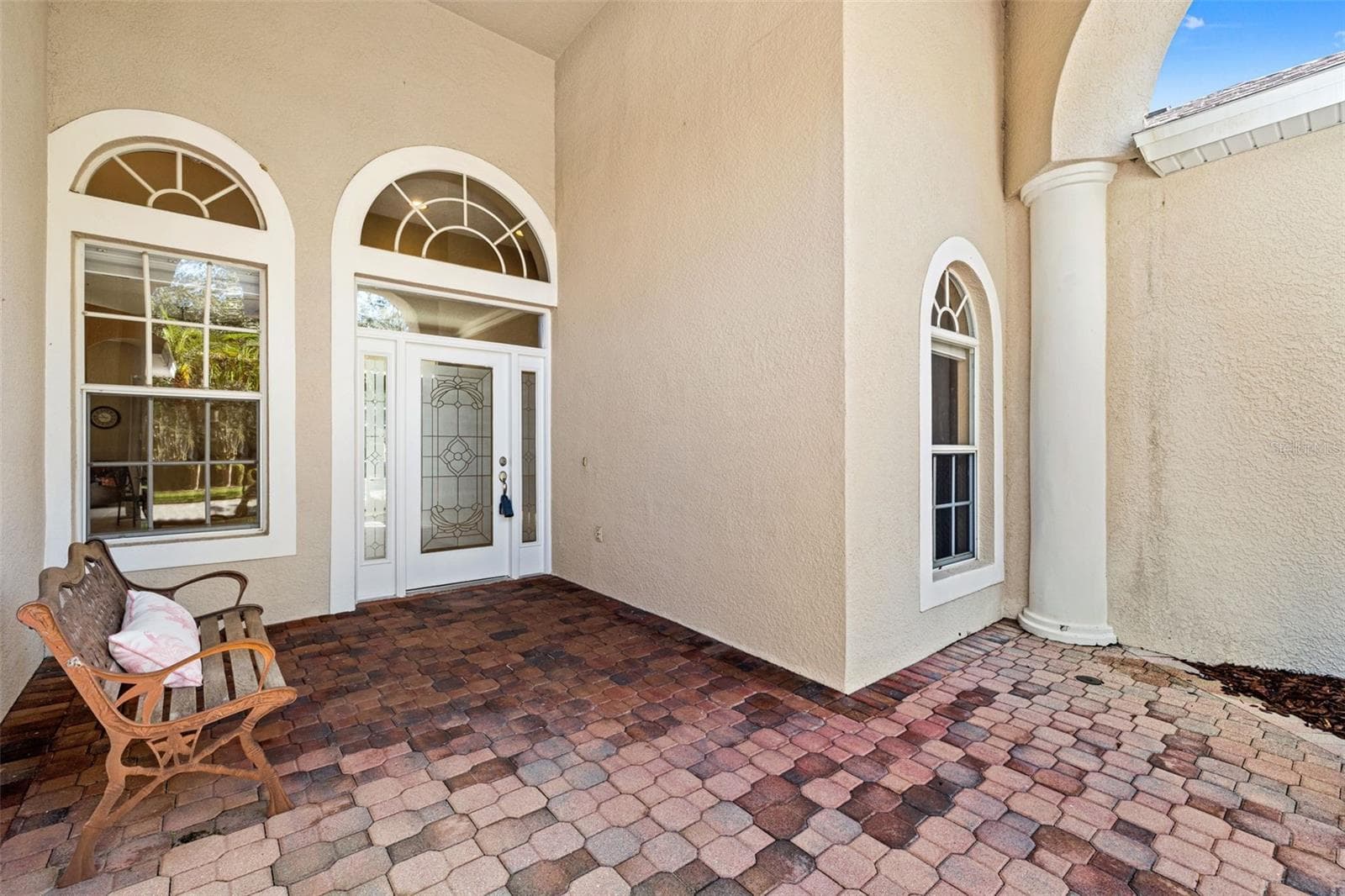 Single Family Residence at 17353 EMERALD CHASE DR, TAMPA, photo 10 of 64