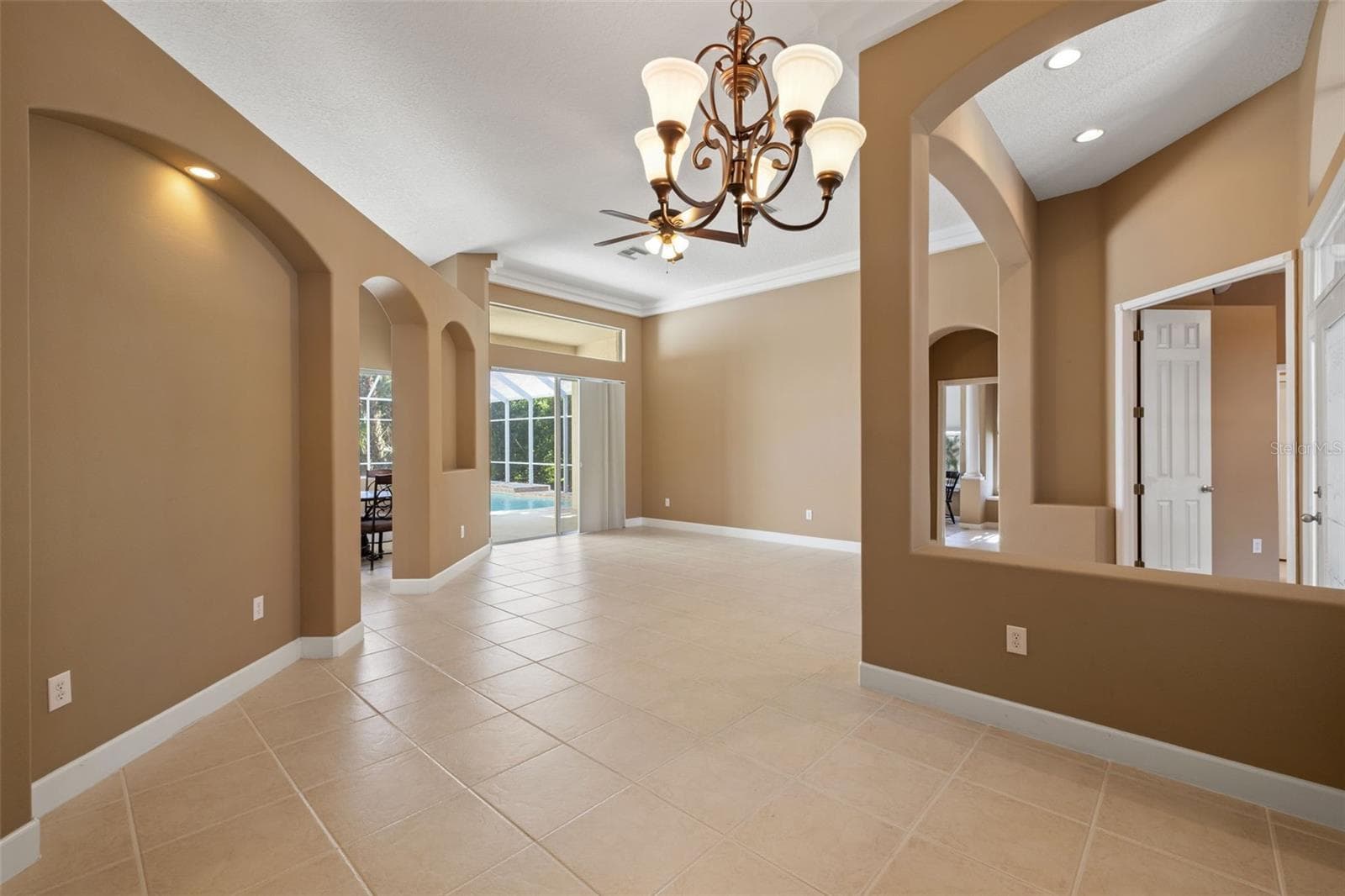 Single Family Residence at 17353 EMERALD CHASE DR, TAMPA, photo 23 of 64