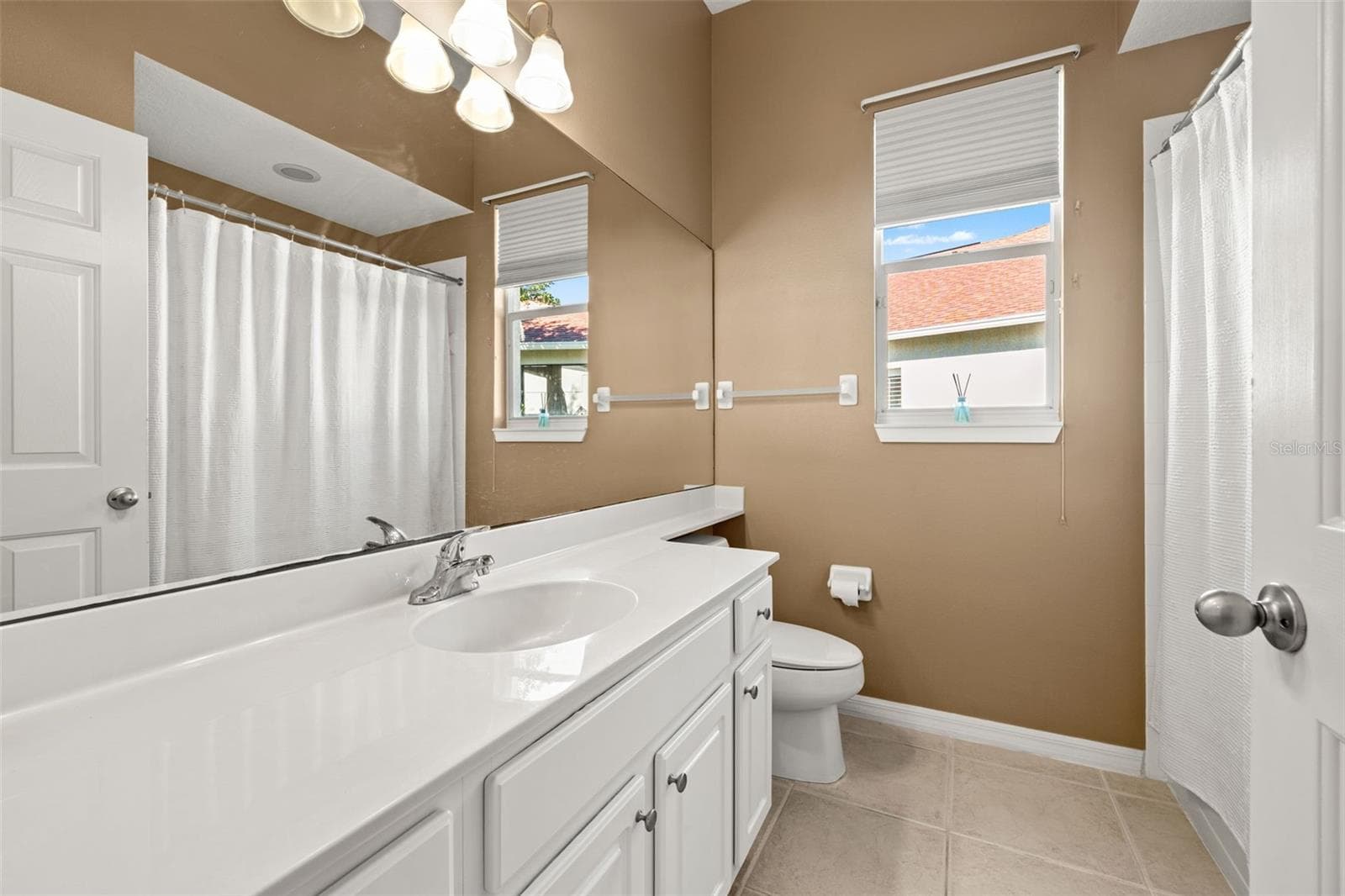 Single Family Residence at 17353 EMERALD CHASE DR, TAMPA, photo 41 of 64