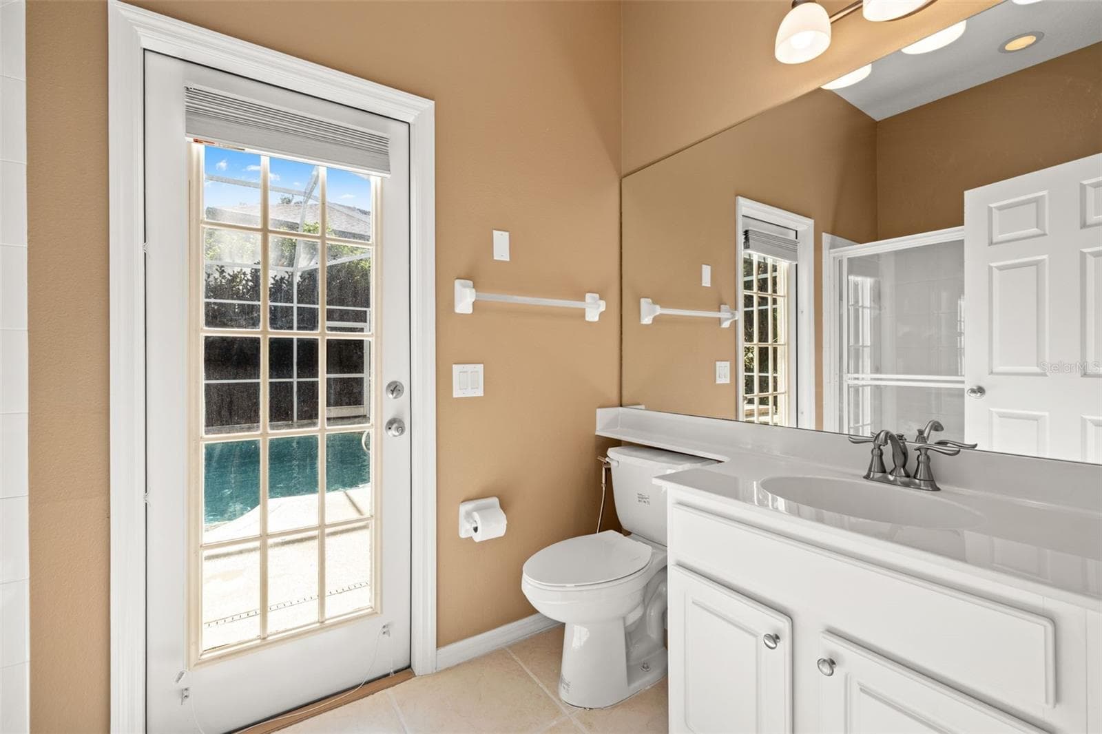 Single Family Residence at 17353 EMERALD CHASE DR, TAMPA, photo 47 of 64