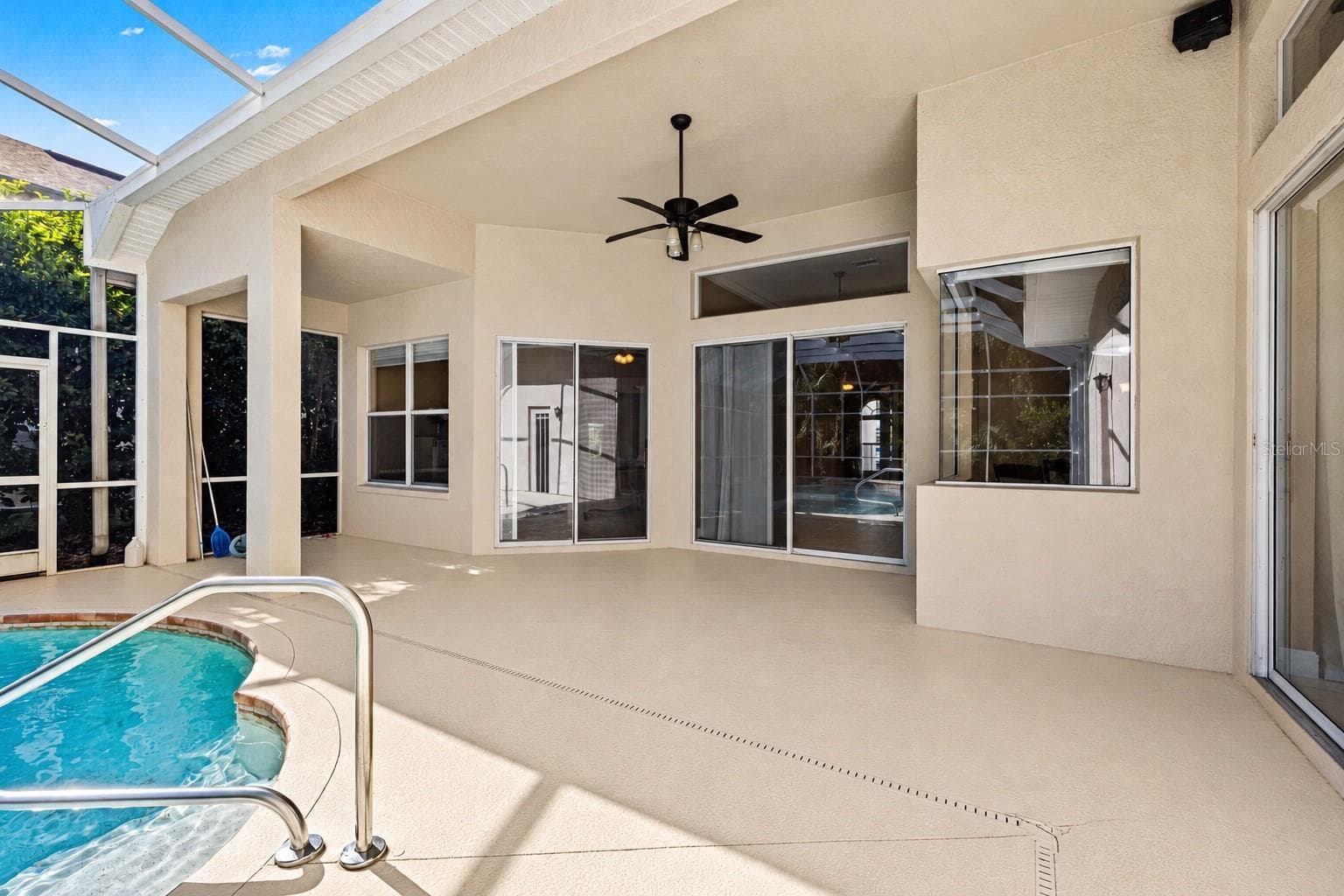 Single Family Residence at 17353 EMERALD CHASE DR, TAMPA, photo 49 of 64