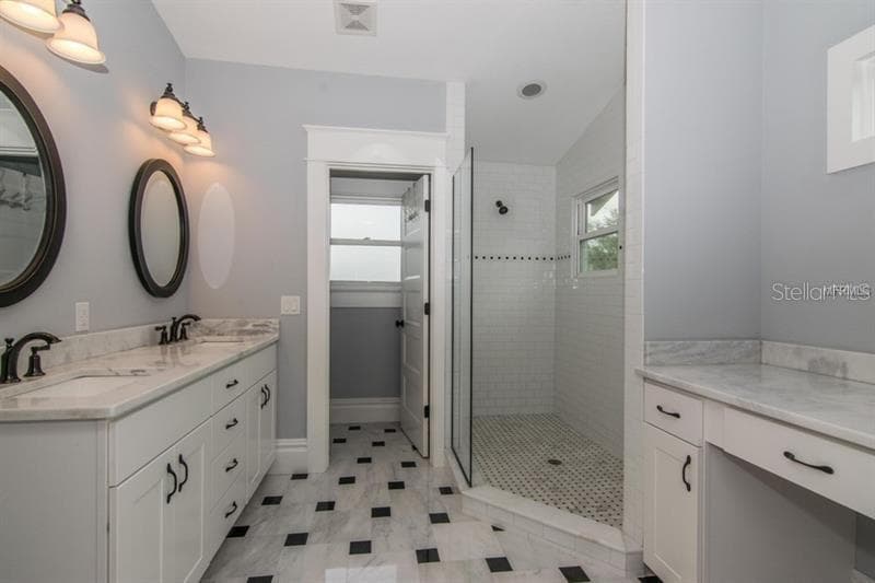 Single Family Residence at 905 S BRUCE ST, TAMPA, photo 16 of 25