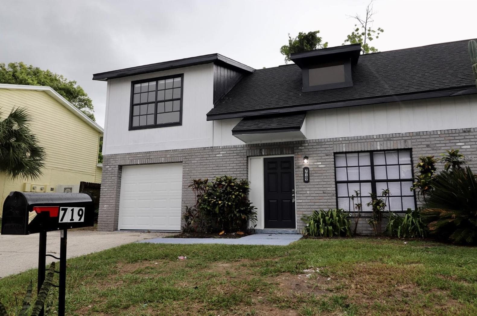 Townhouse at 719 GASPARINO CT, SEFFNER, photo 2 of 25