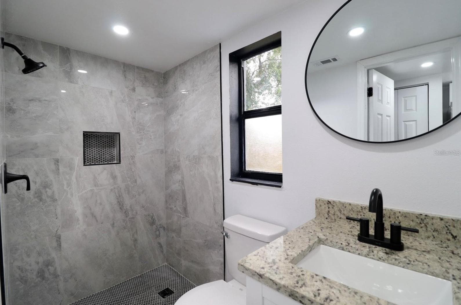 Townhouse at 719 GASPARINO CT, SEFFNER, photo 18 of 25