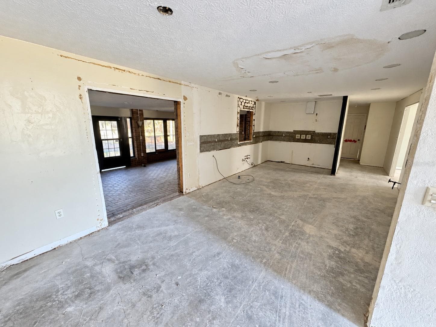 Kitchen - 5385 SUWANNEE RD, SPRING HILL