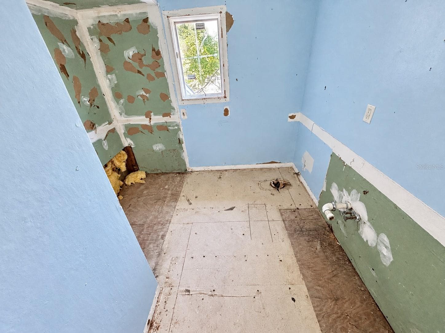 Bathroom 3 - 5385 SUWANNEE RD, SPRING HILL