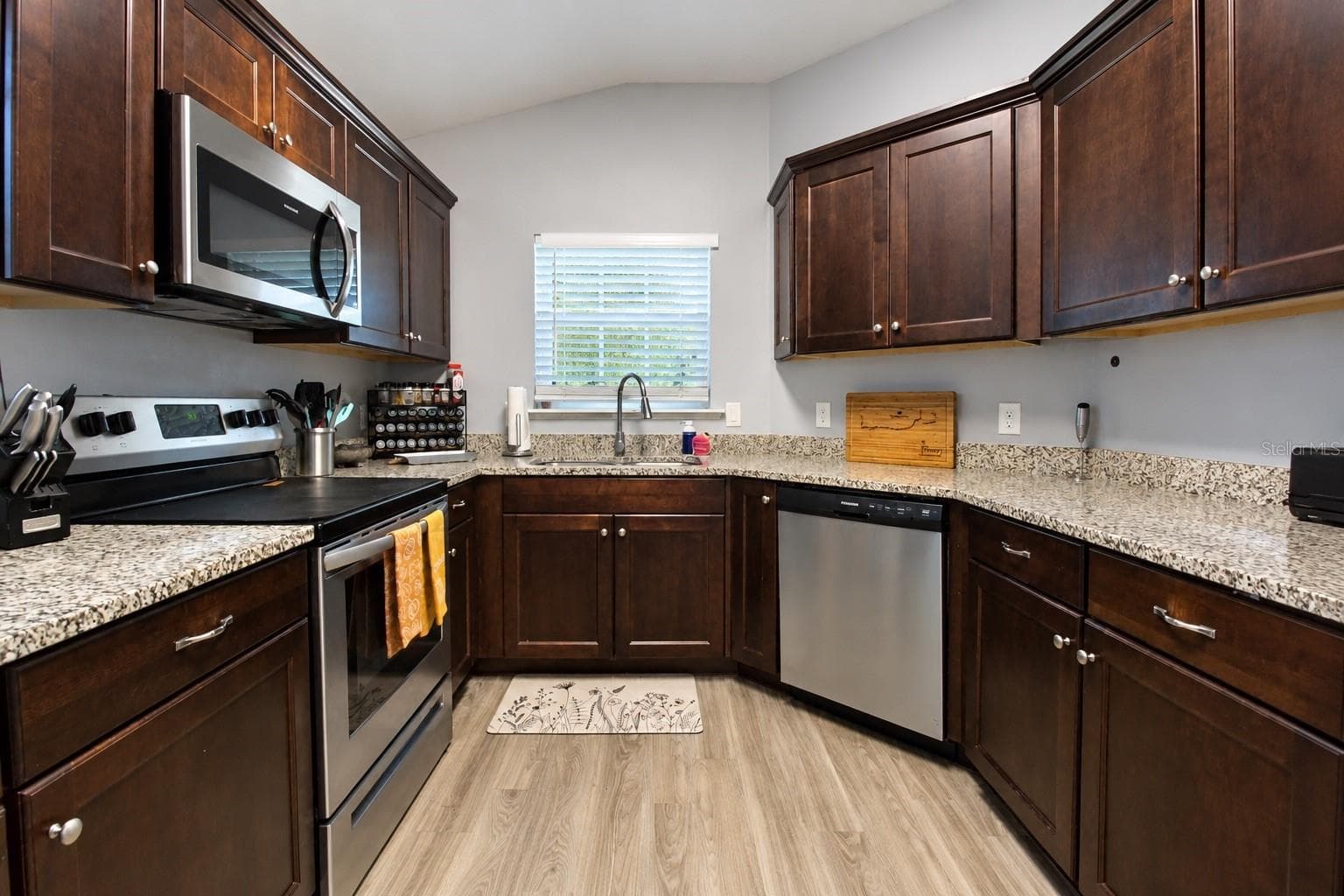 Single Family Residence at 708 SW 251ST WAY, NEWBERRY, photo 7 of 30