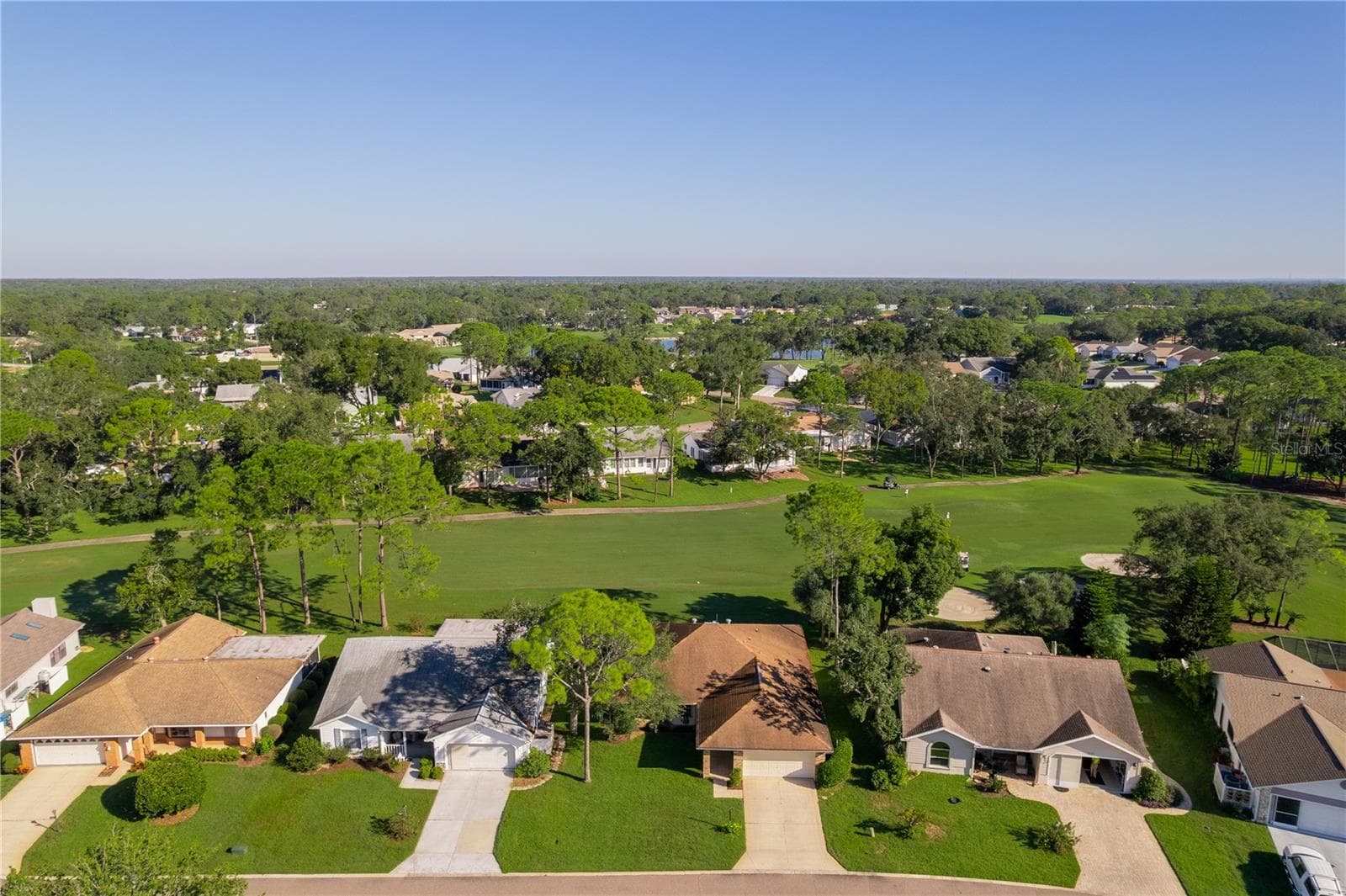 Single Family Residence at 7103 CROWN OAKS DR, SPRING HILL, photo 11 of 75
