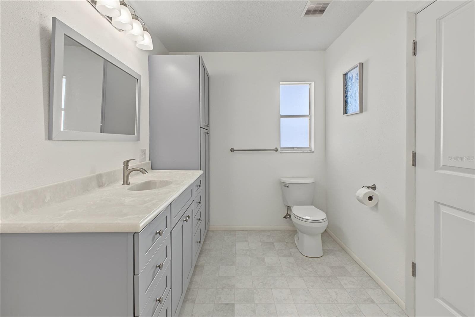 Single Family Residence at 7103 CROWN OAKS DR, SPRING HILL, photo 35 of 75