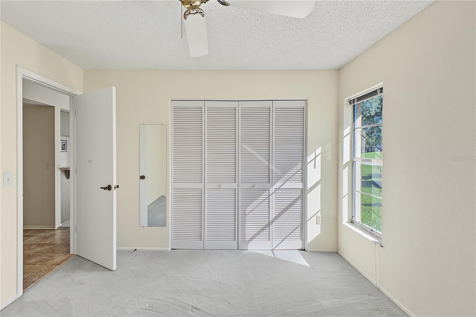 Single Family Residence at 7103 CROWN OAKS DR, SPRING HILL, photo 38 of 75