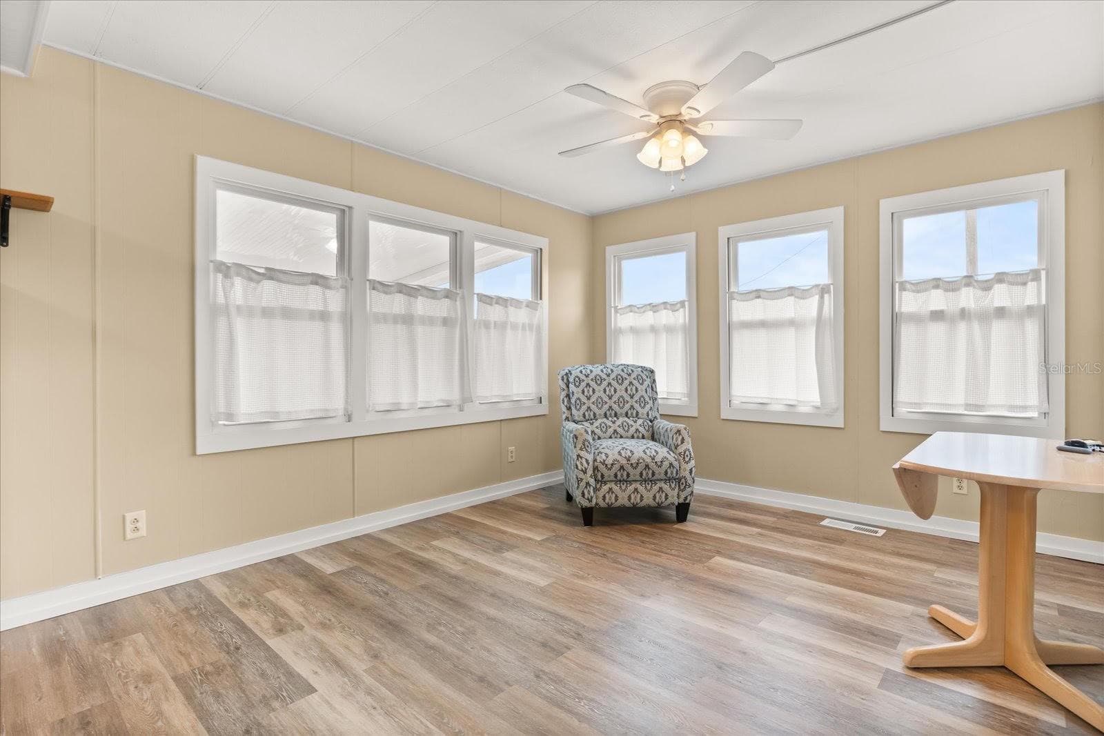Mobile Home at 465 MARINA LN, TAVARES, photo 9 of 29